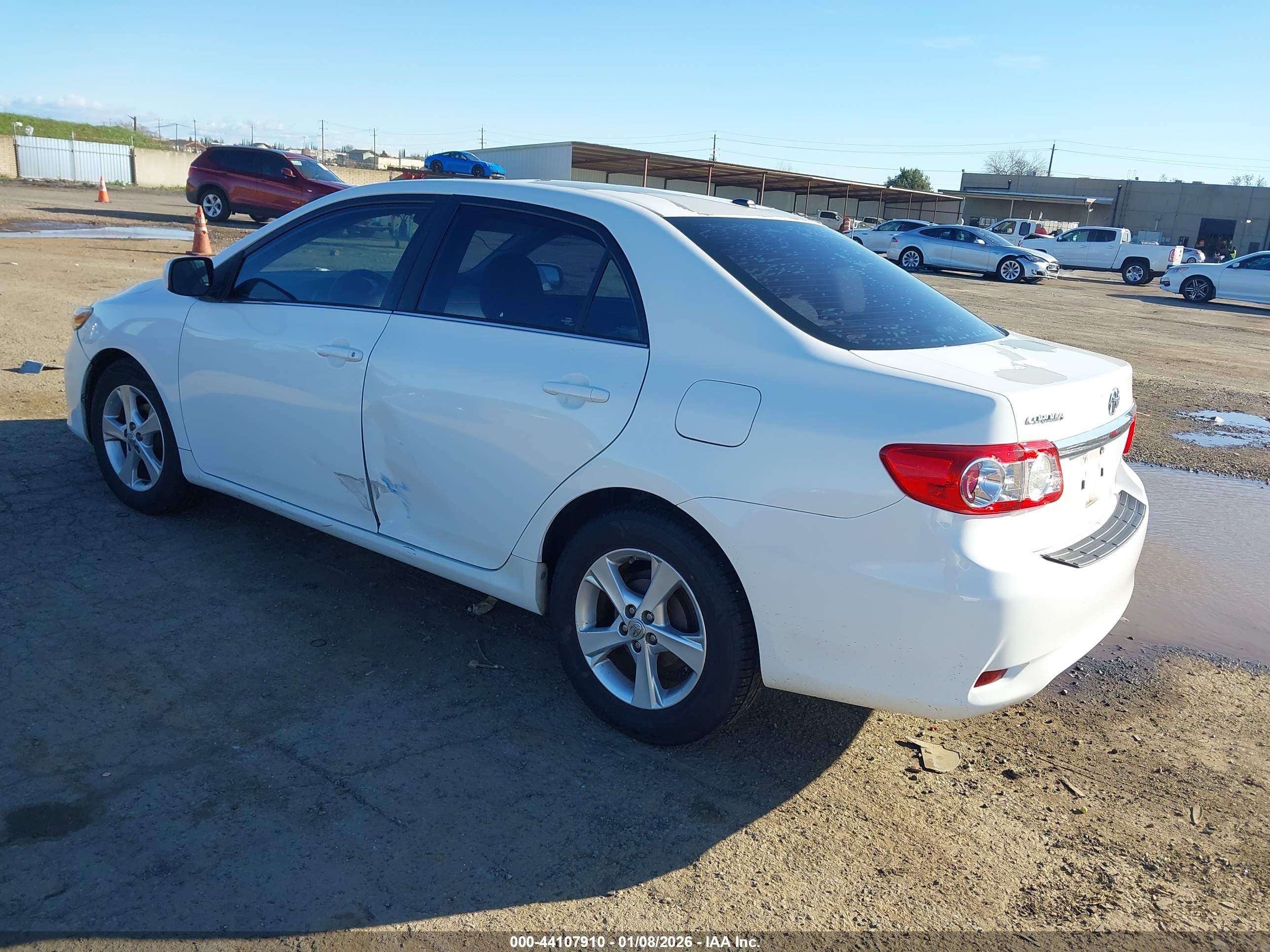 TOYOTA COROLLA image 3