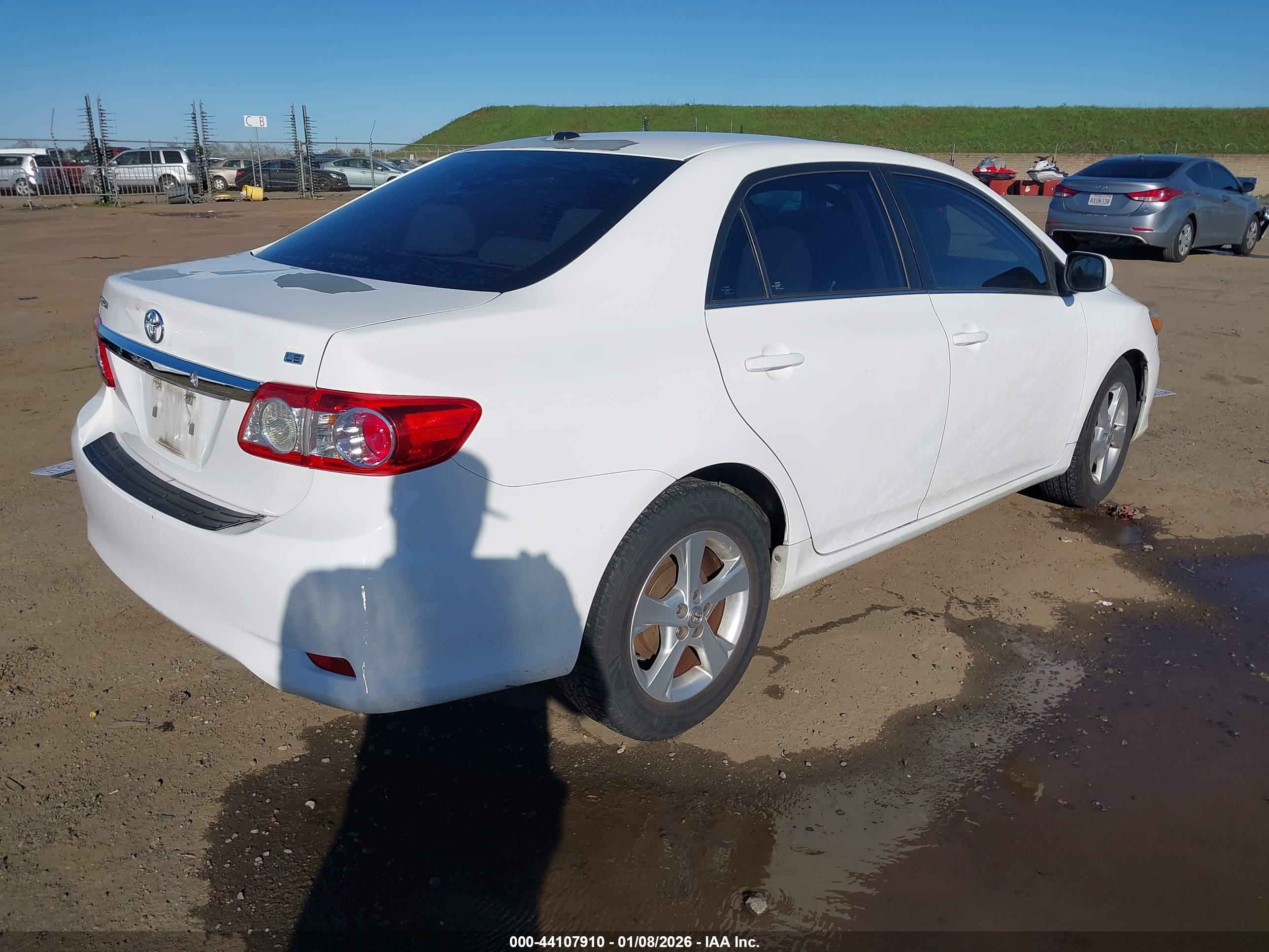 TOYOTA COROLLA image 4