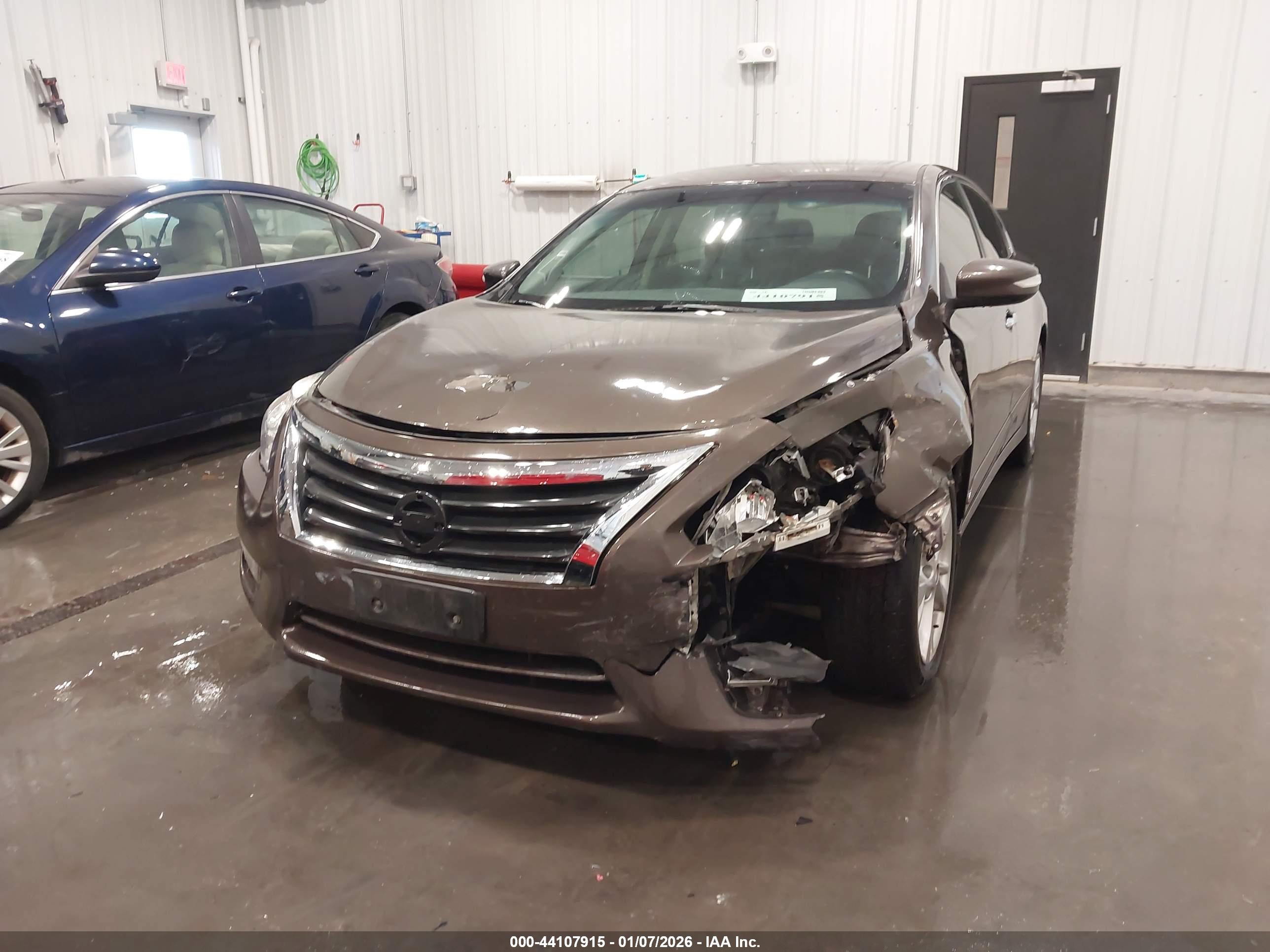 NISSAN ALTIMA image 6