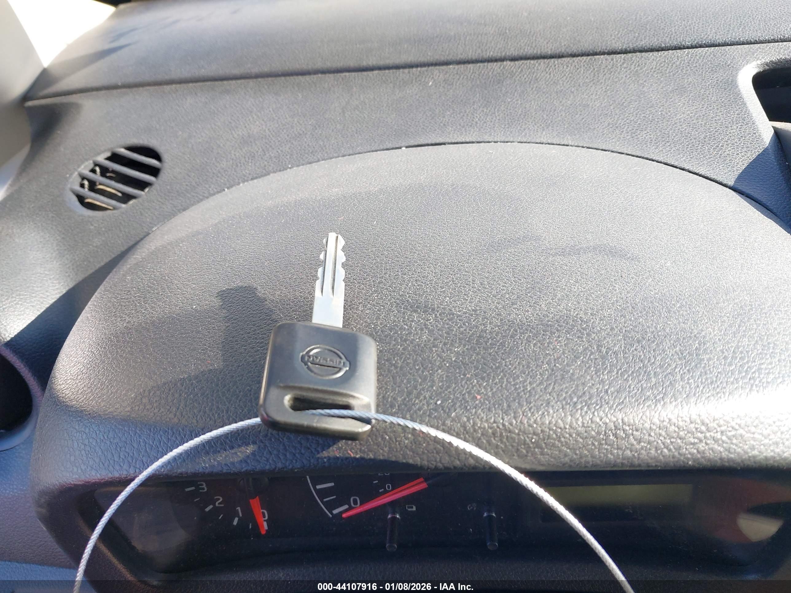 NISSAN NV200 image 11