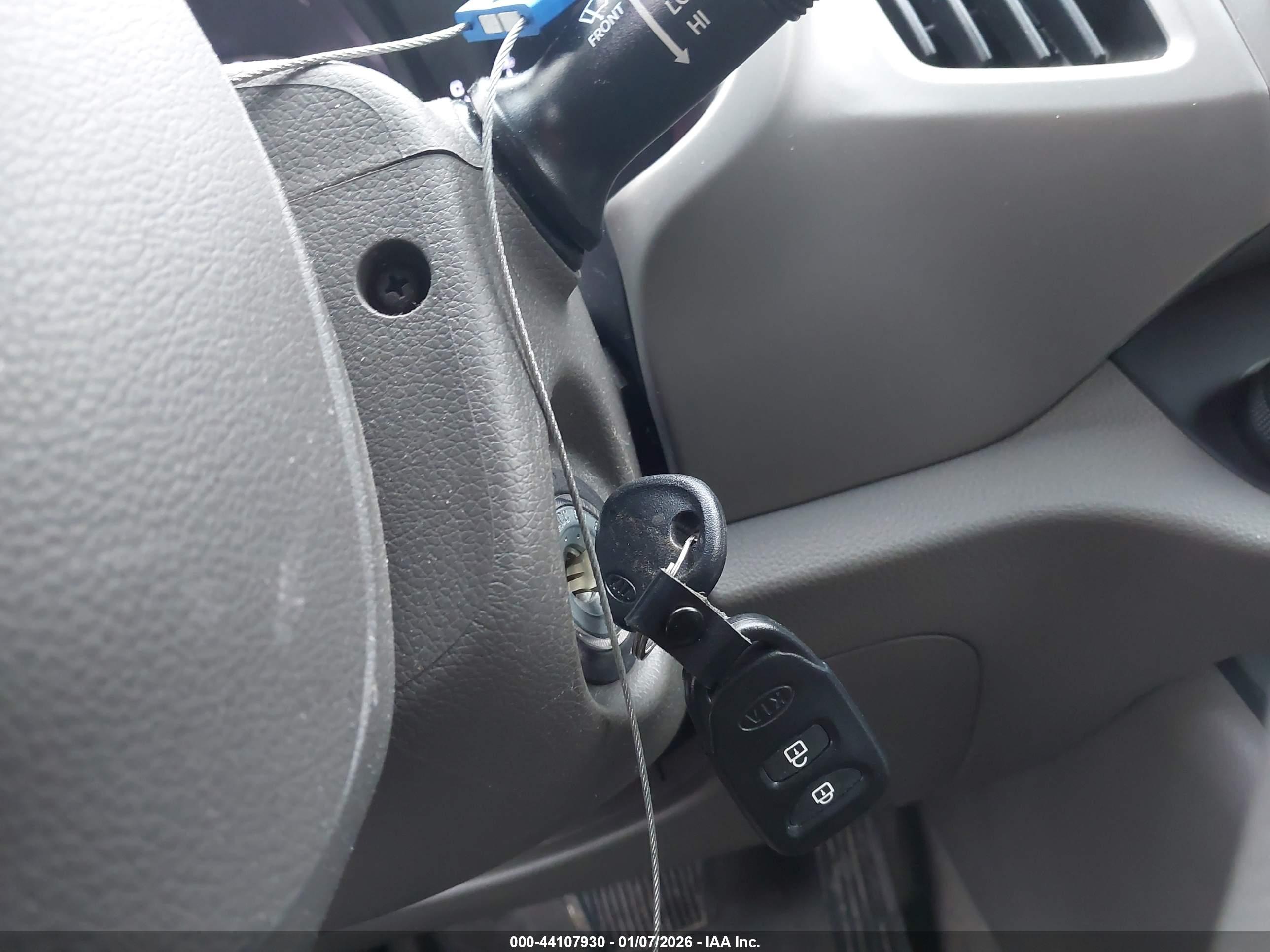 KIA SPORTAGE image 11