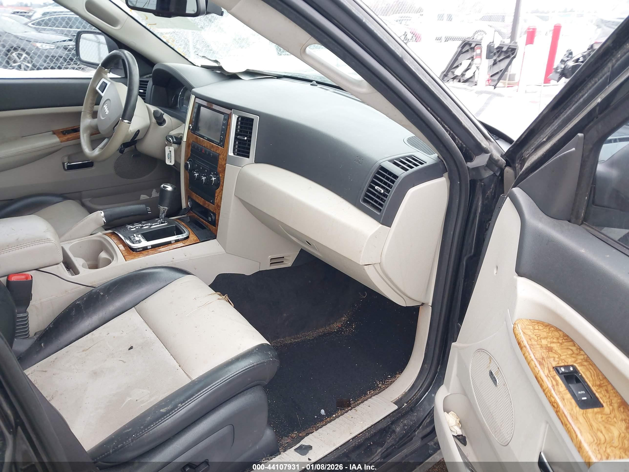 JEEP GRAND image 5