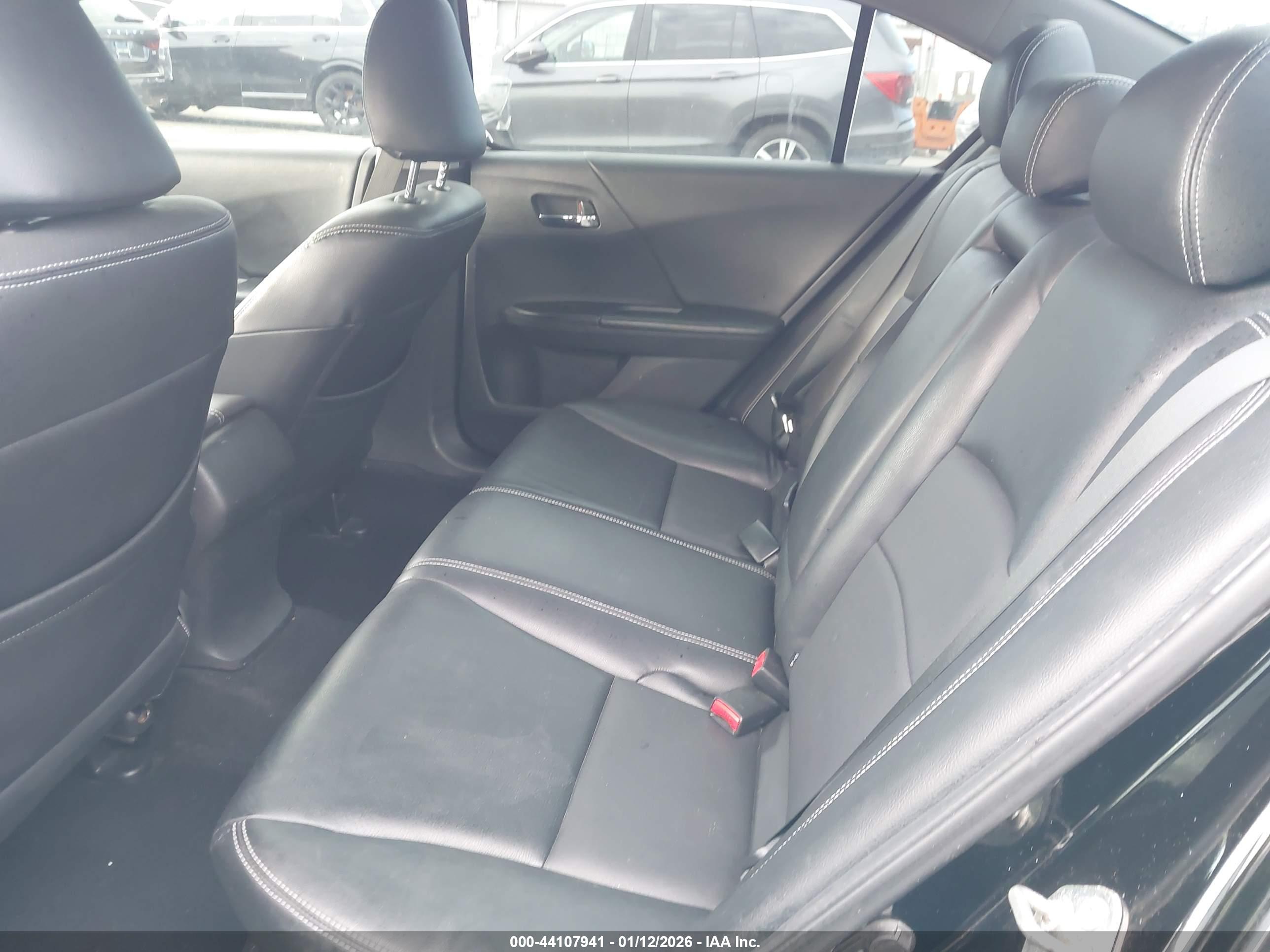 HONDA ACCORD image 8