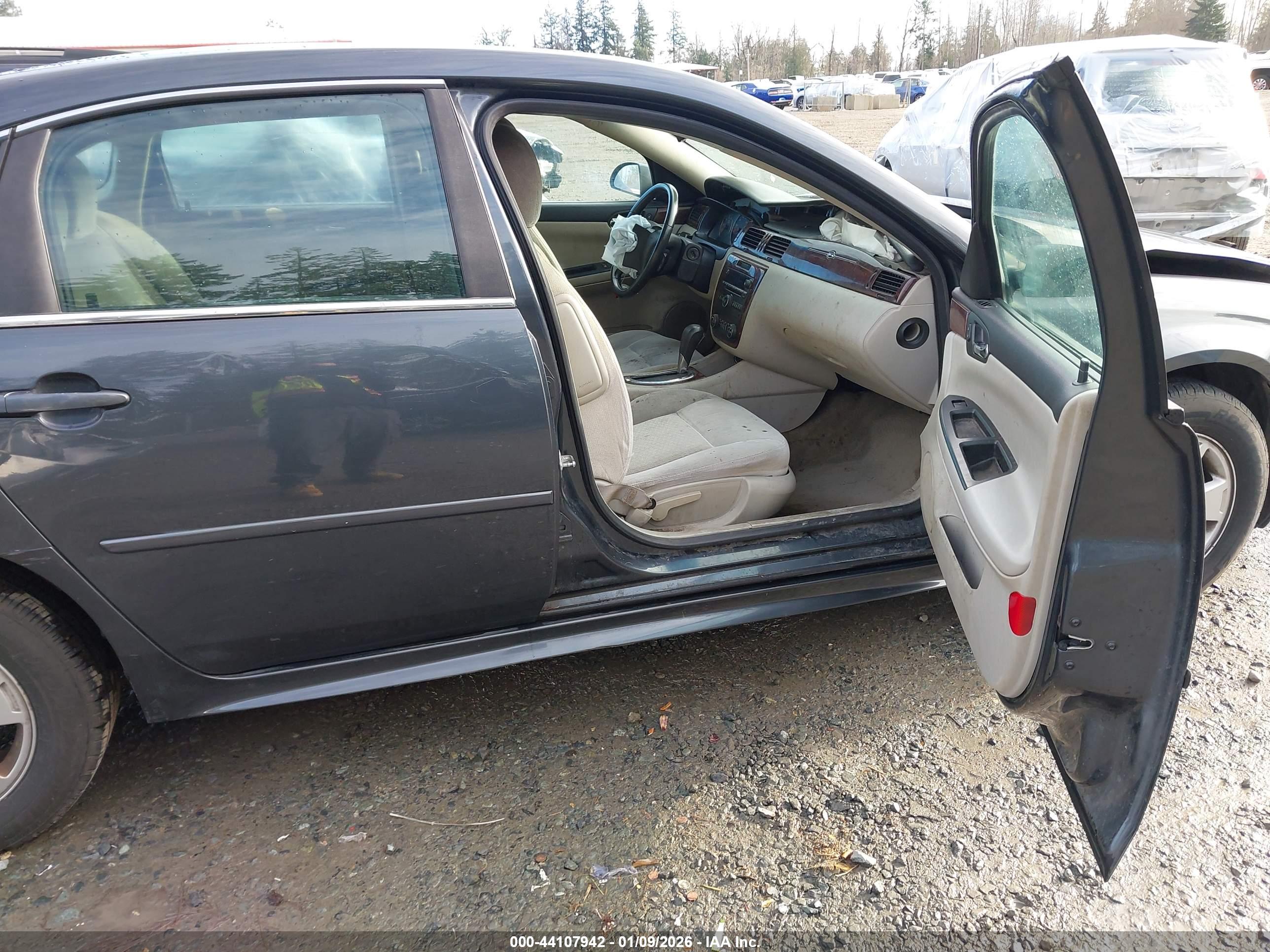 CHEVROLET IMPALA image 5