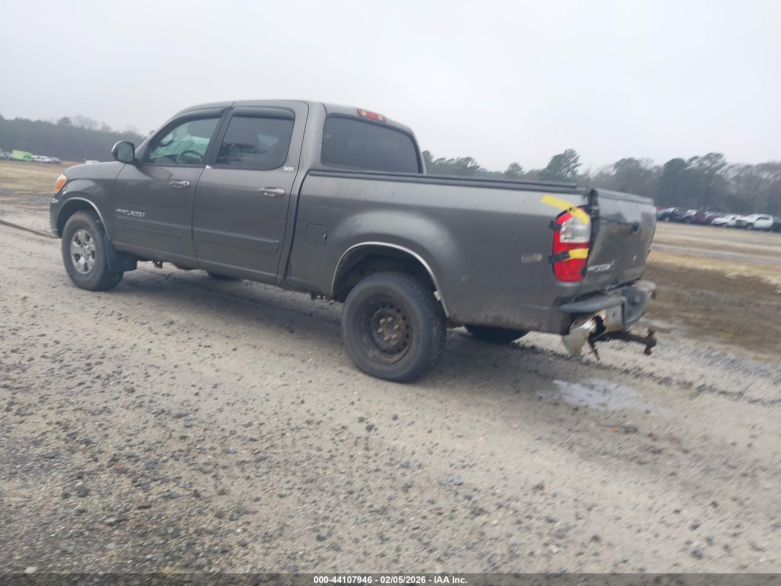 TOYOTA TUNDRA image 3
