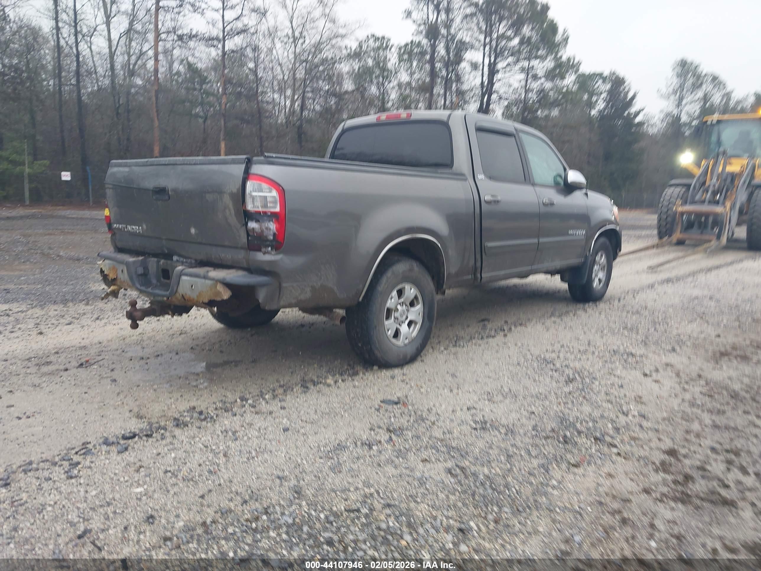 TOYOTA TUNDRA image 4