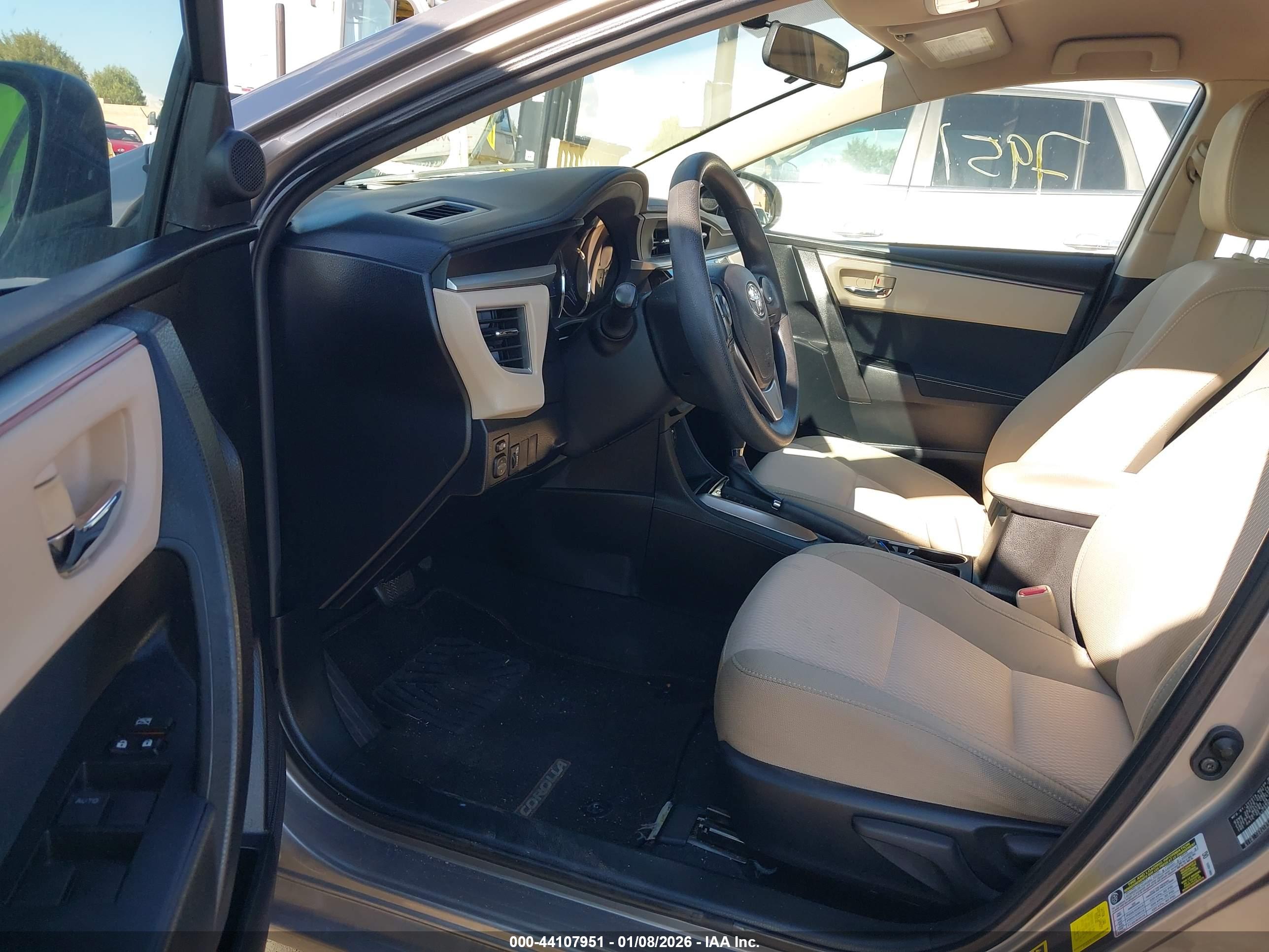 TOYOTA COROLLA image 5