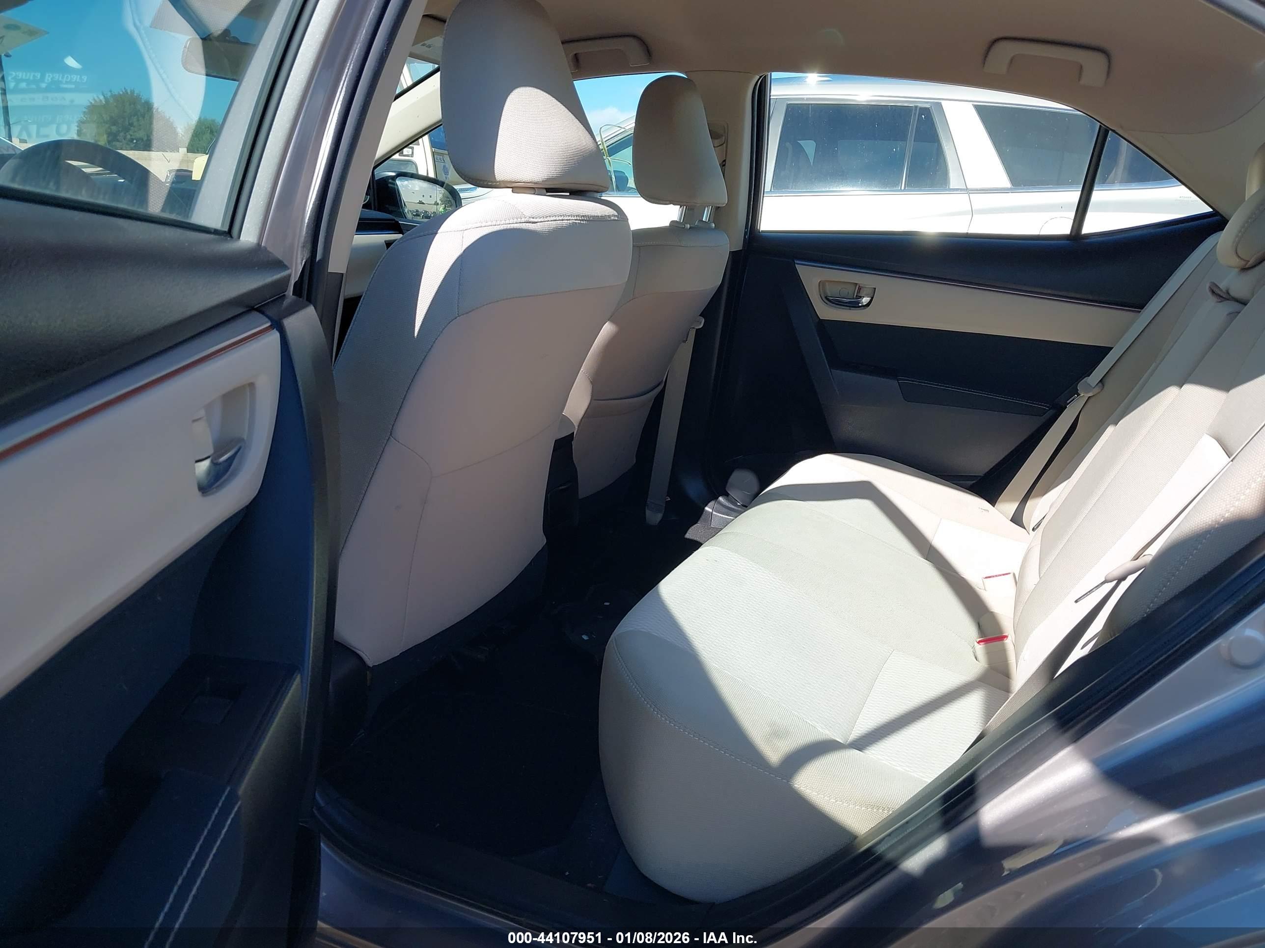 TOYOTA COROLLA image 8