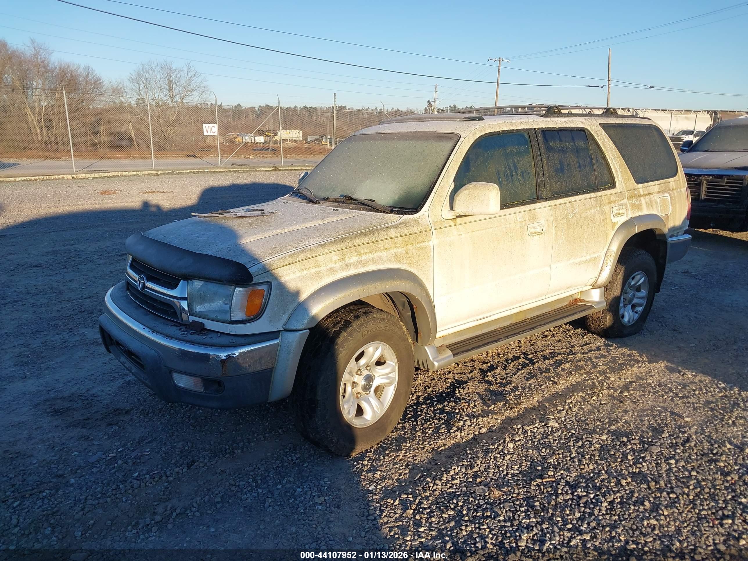 TOYOTA 4RUNNER image 2