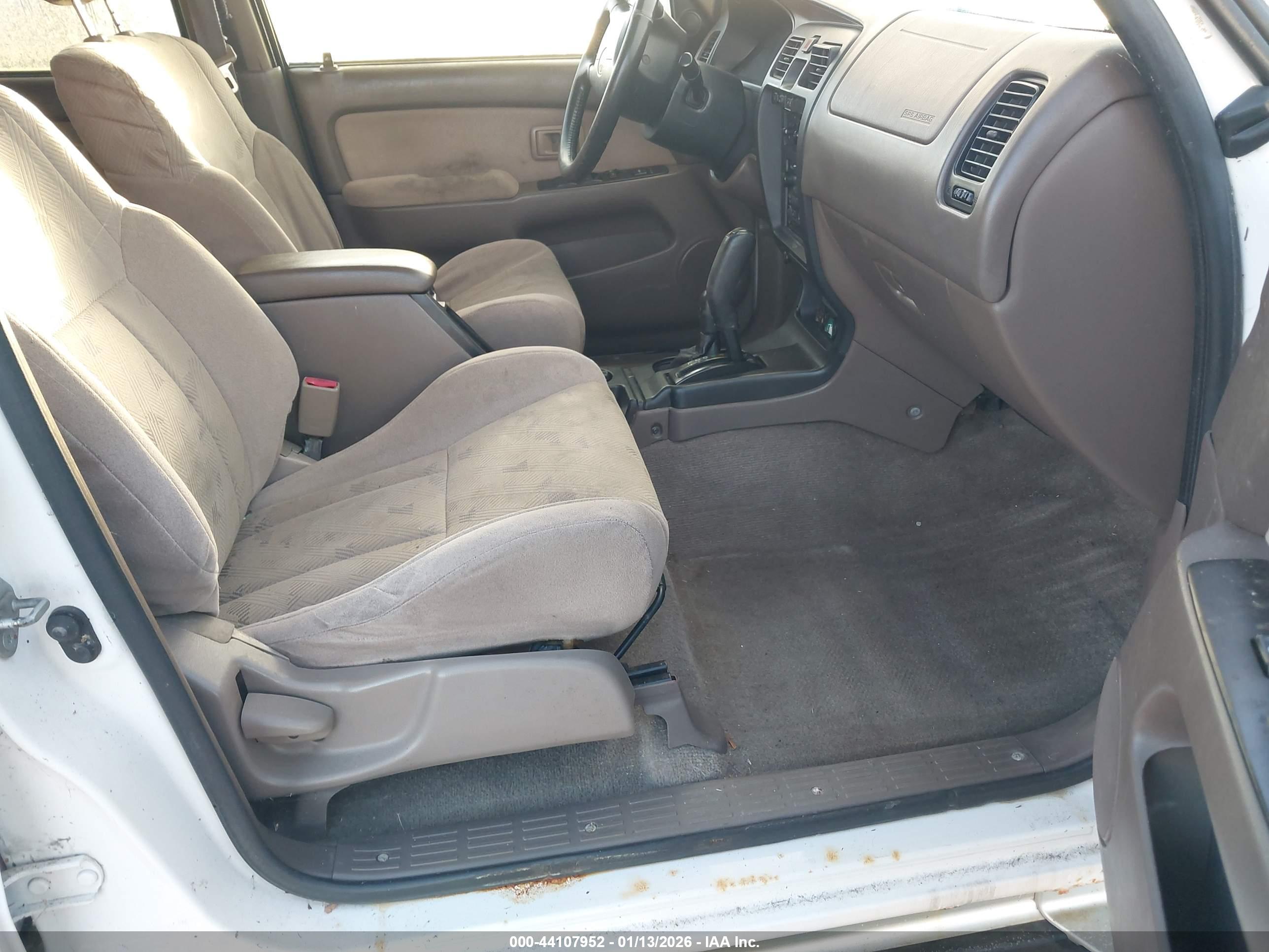 TOYOTA 4RUNNER image 5