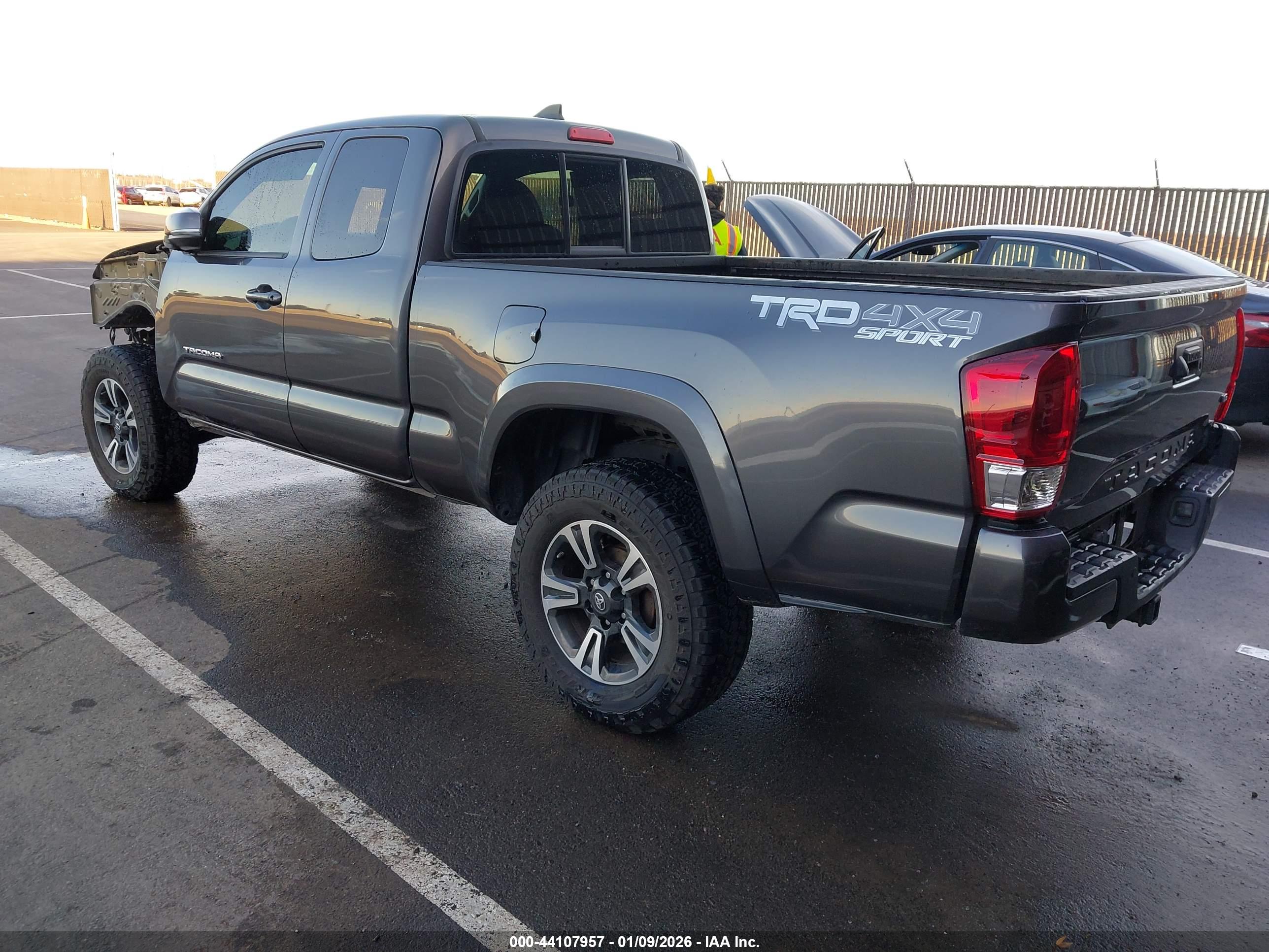 TOYOTA TACOMA image 3