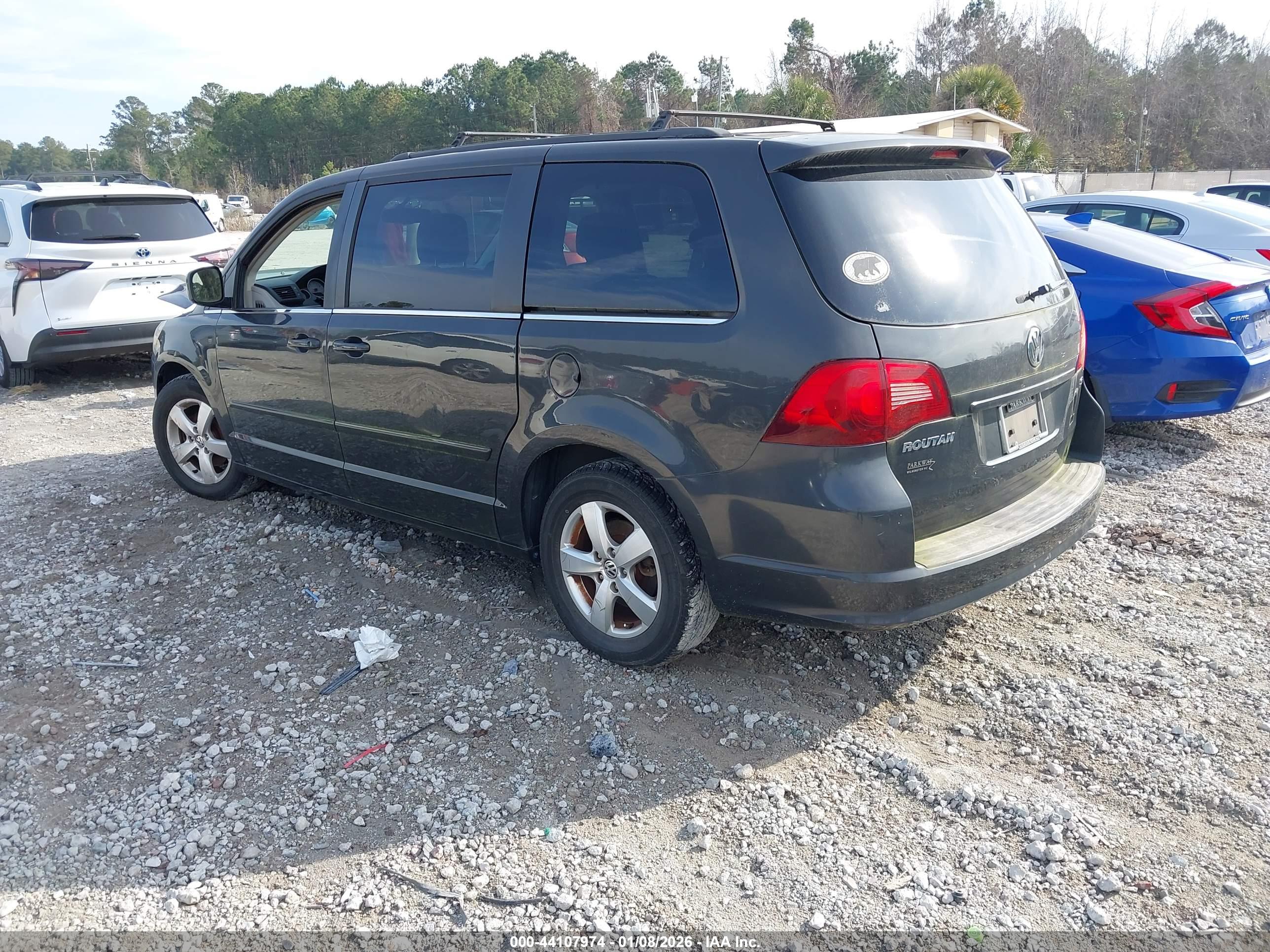 VOLKSWAGEN ROUTAN image 3
