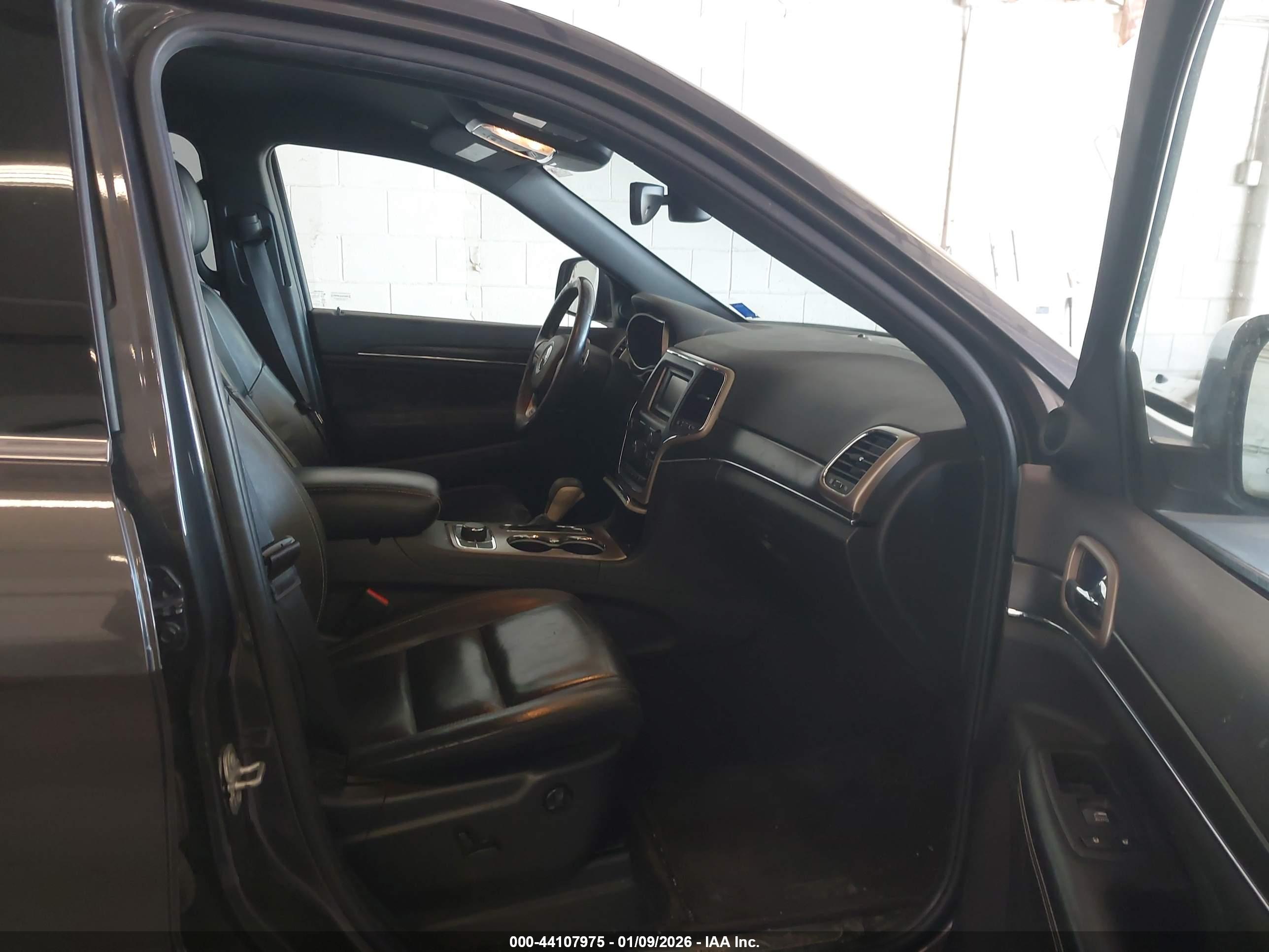 JEEP GRAND image 5