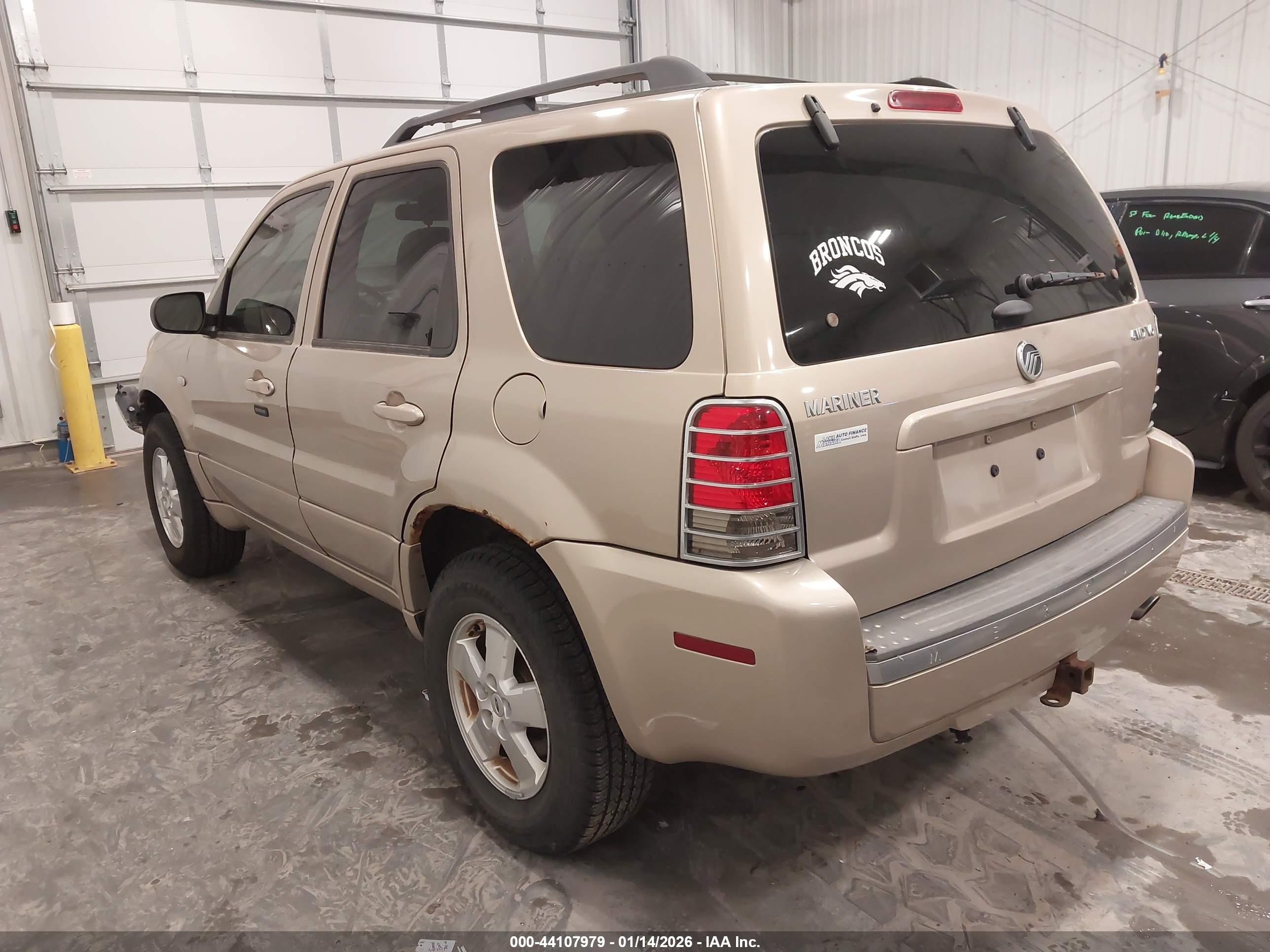 MERCURY MARINER image 3