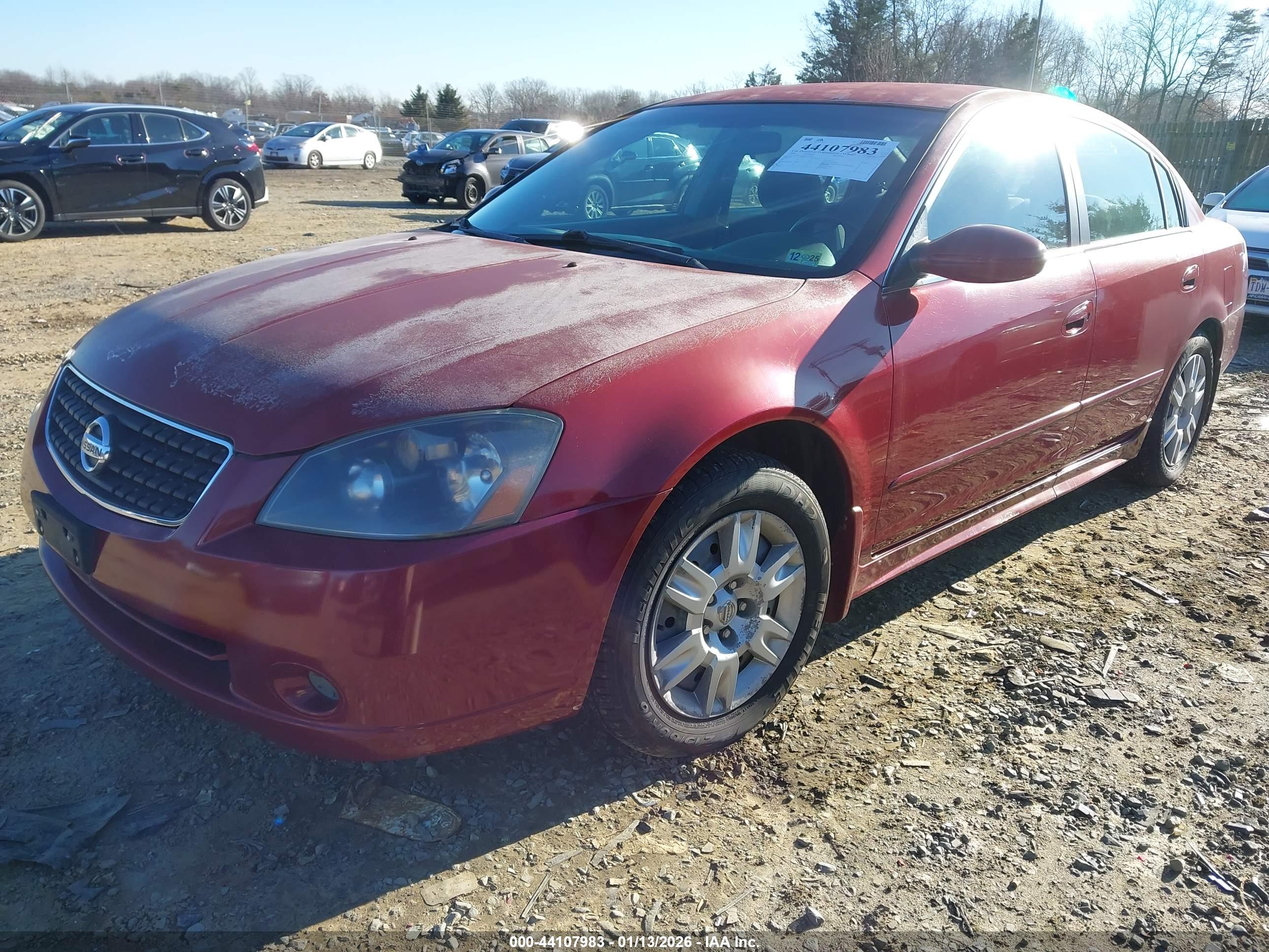 NISSAN ALTIMA image 2