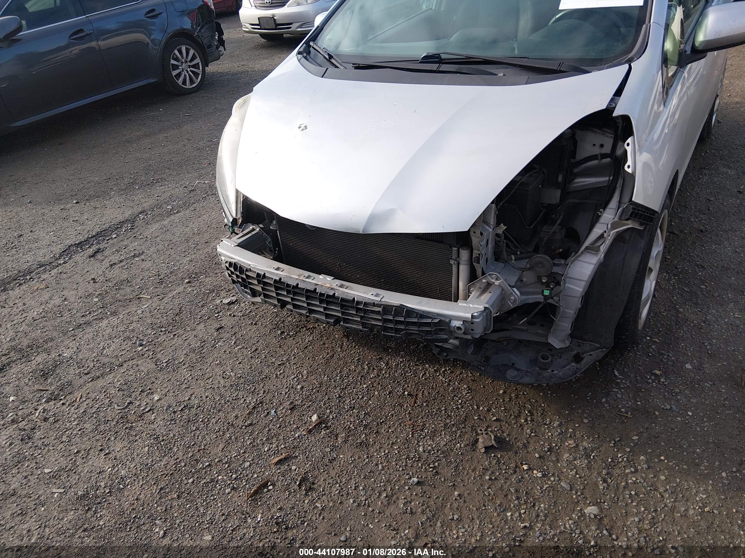 HONDA FIT image 6