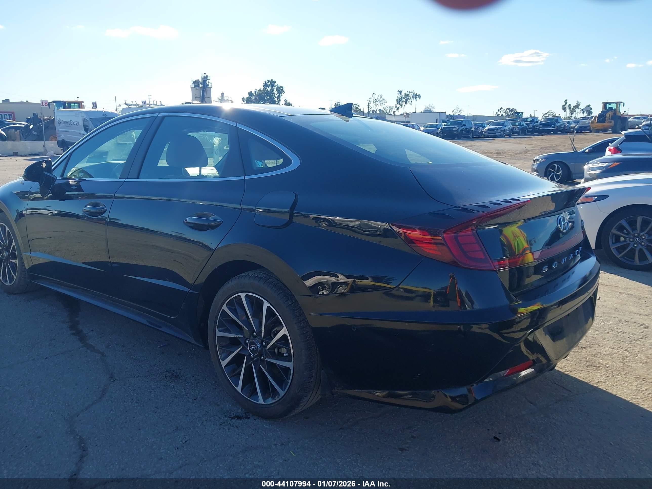 HYUNDAI SONATA image 3