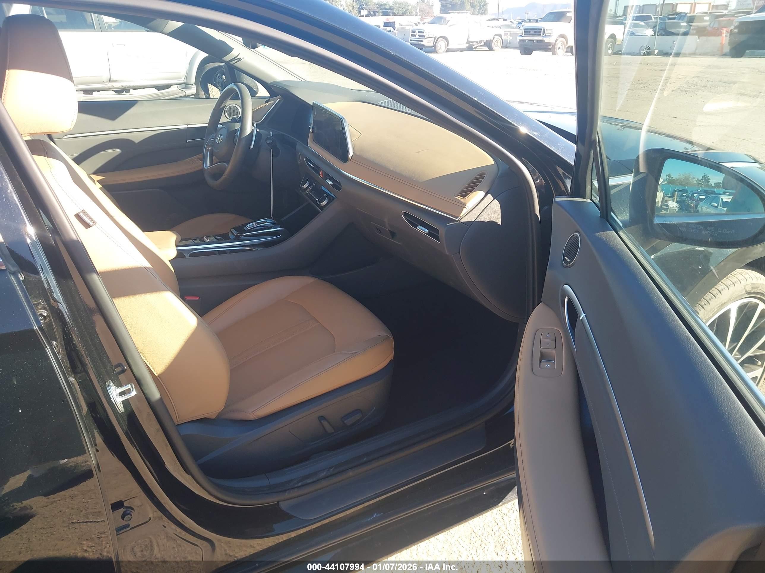 HYUNDAI SONATA image 5