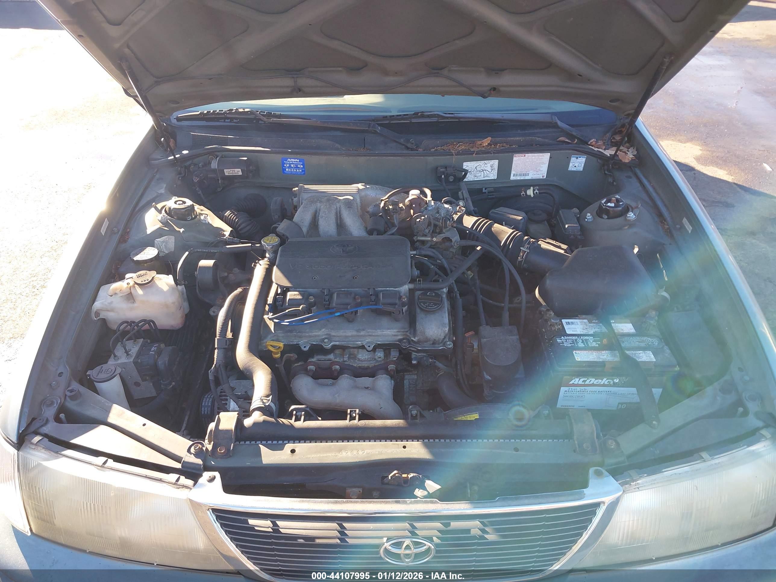 TOYOTA AVALON image 10