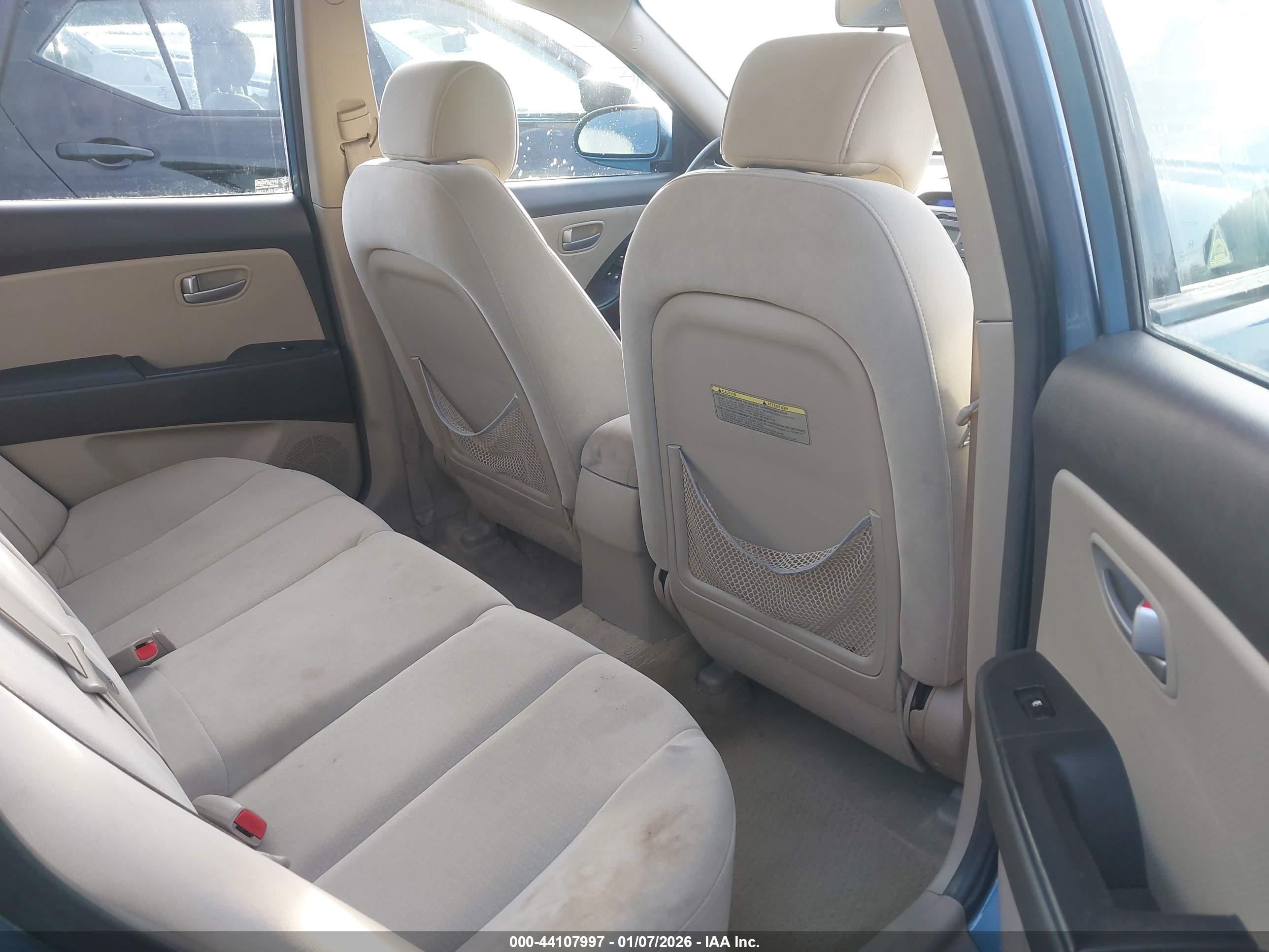 HYUNDAI ELANTRA image 8
