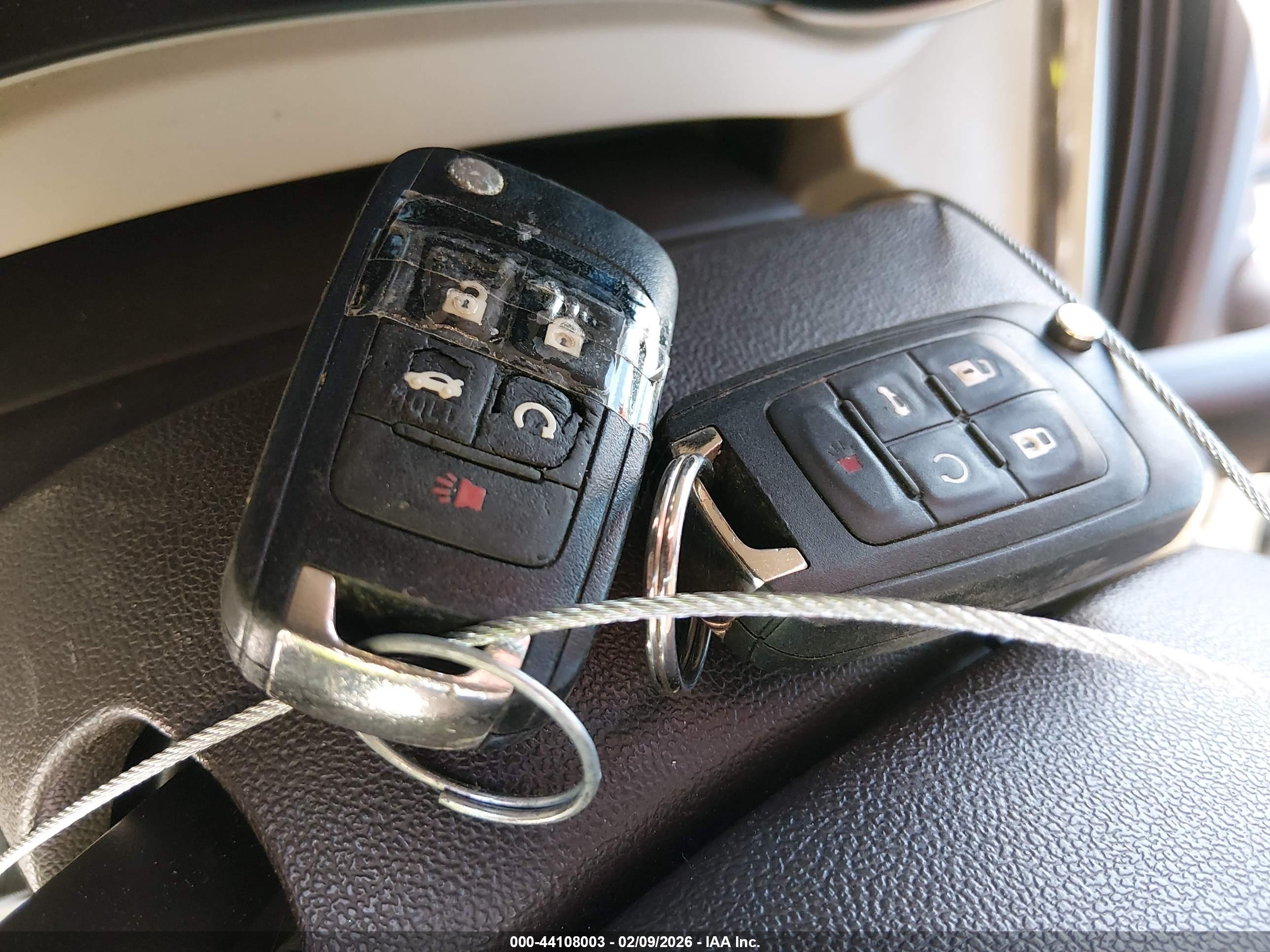 BUICK LACROSSE image 11