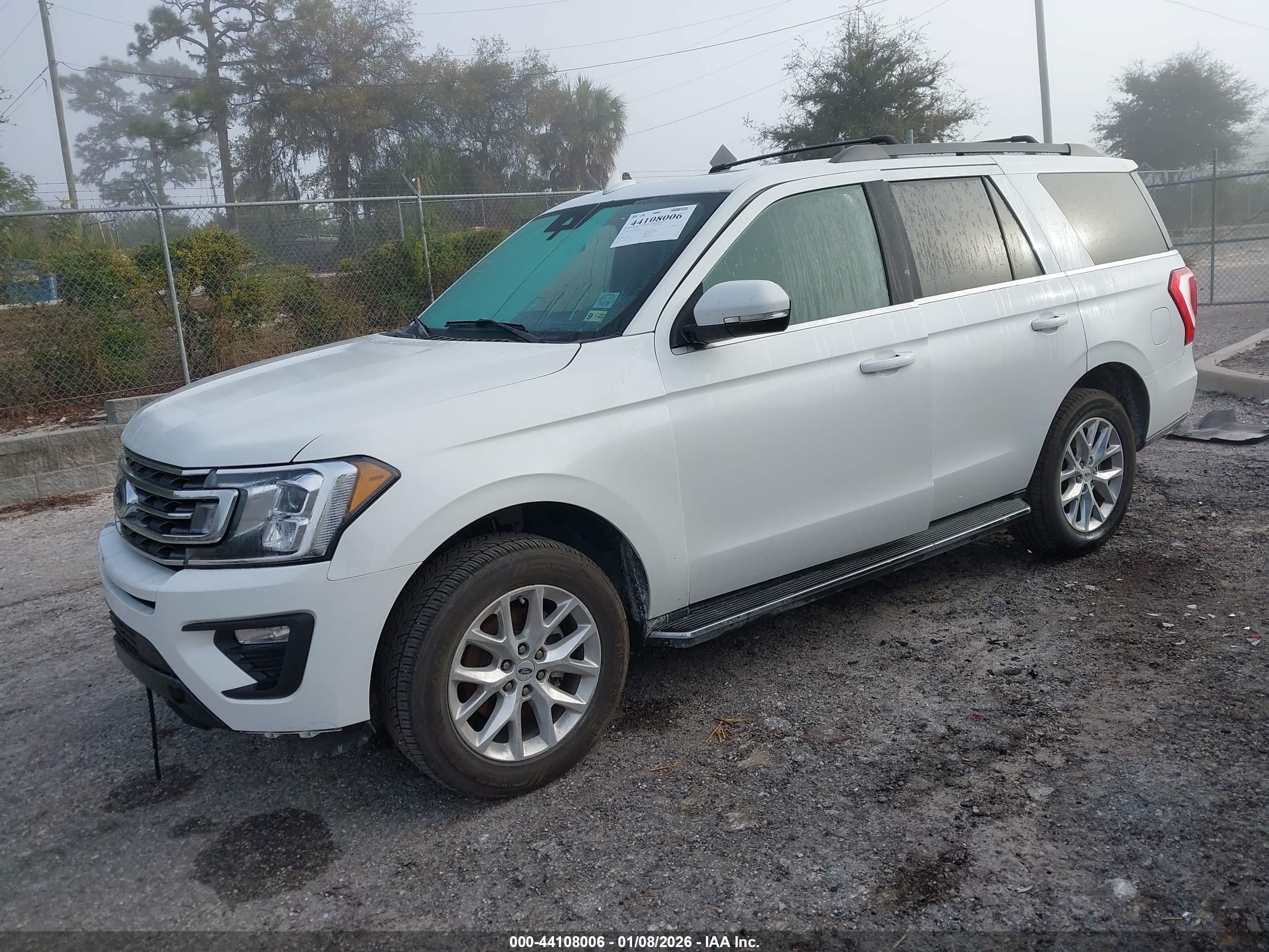 FORD EXPEDITION image 2