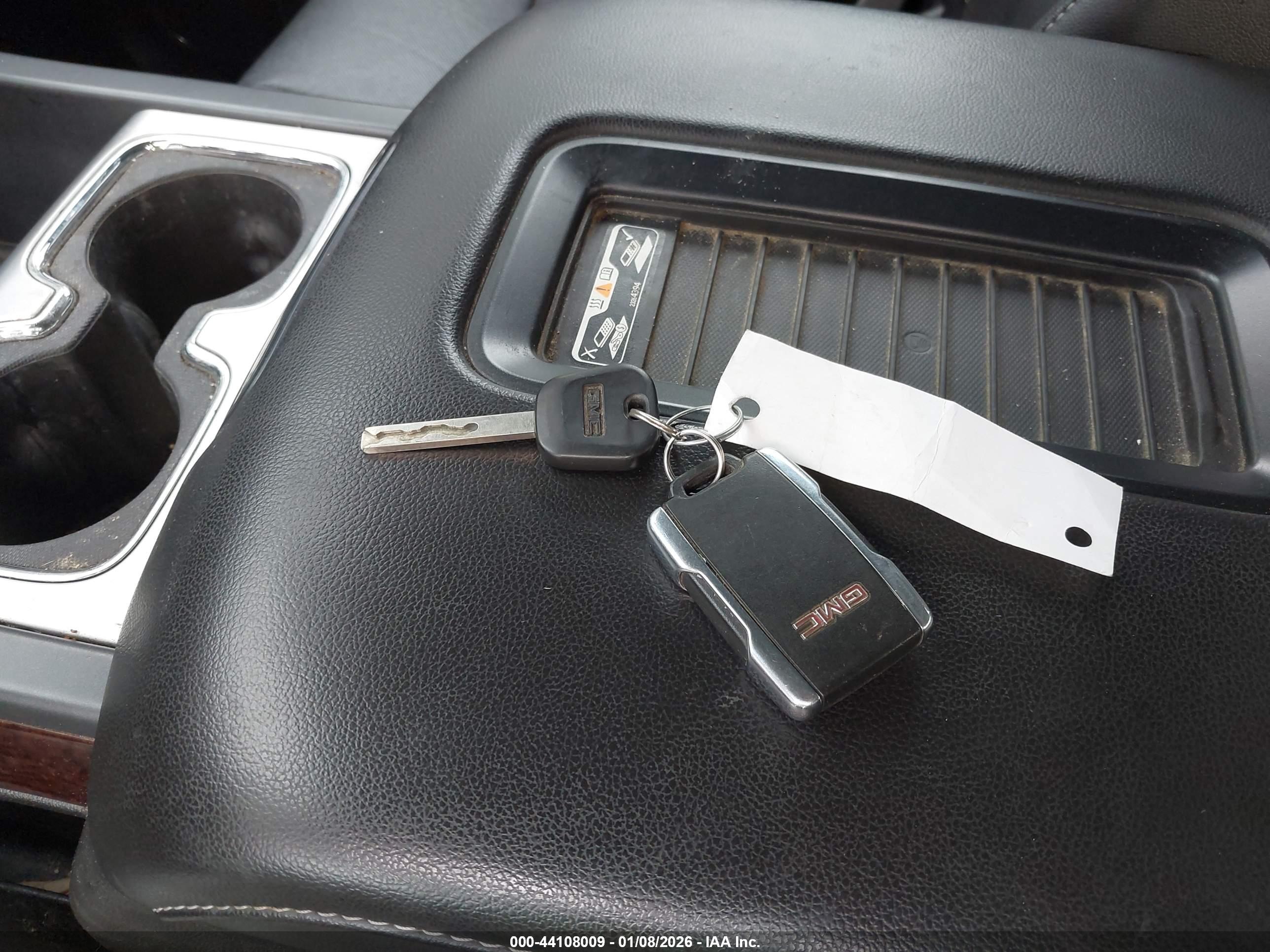 GMC SIERRA image 11