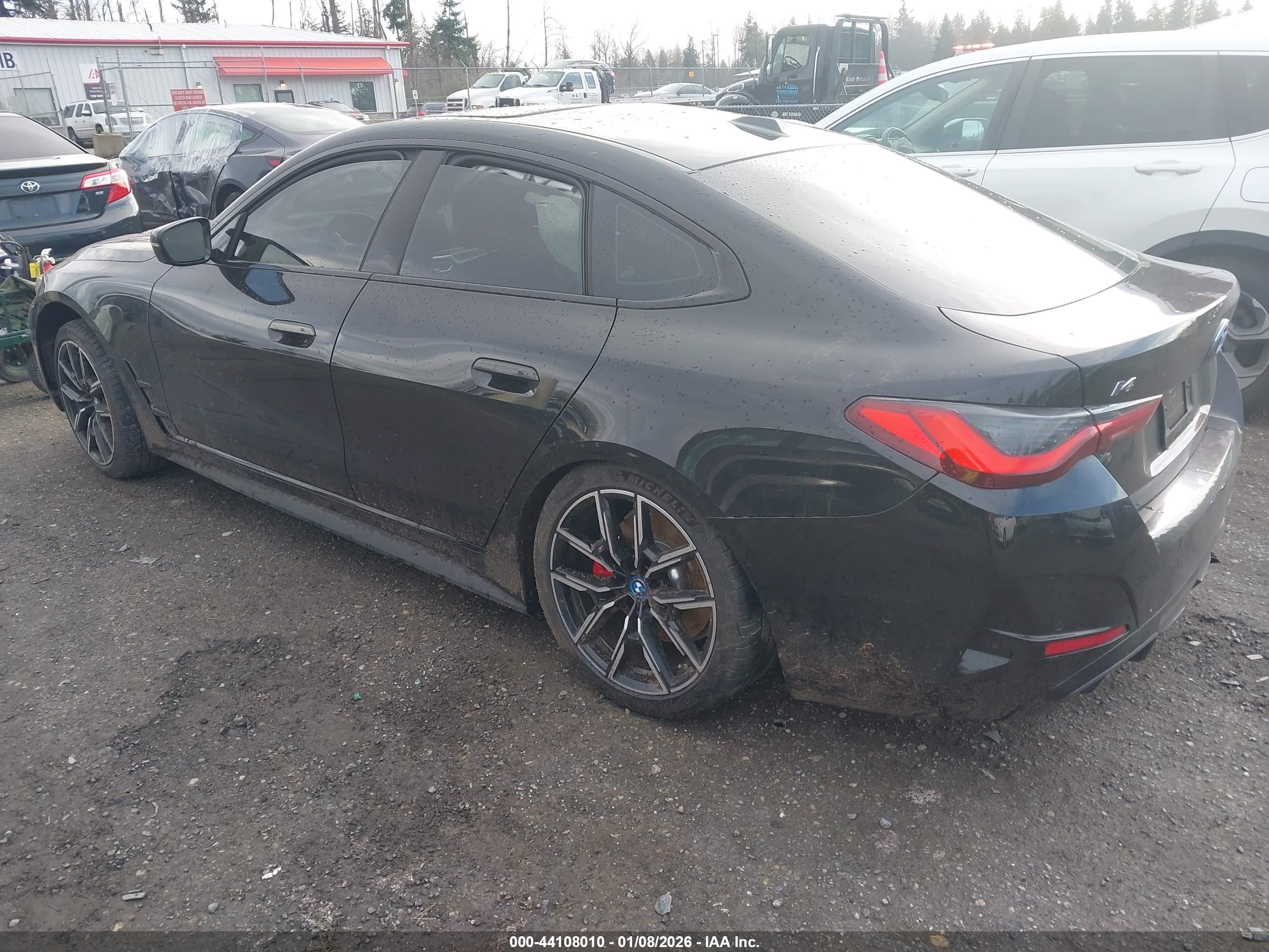 BMW I4 image 3
