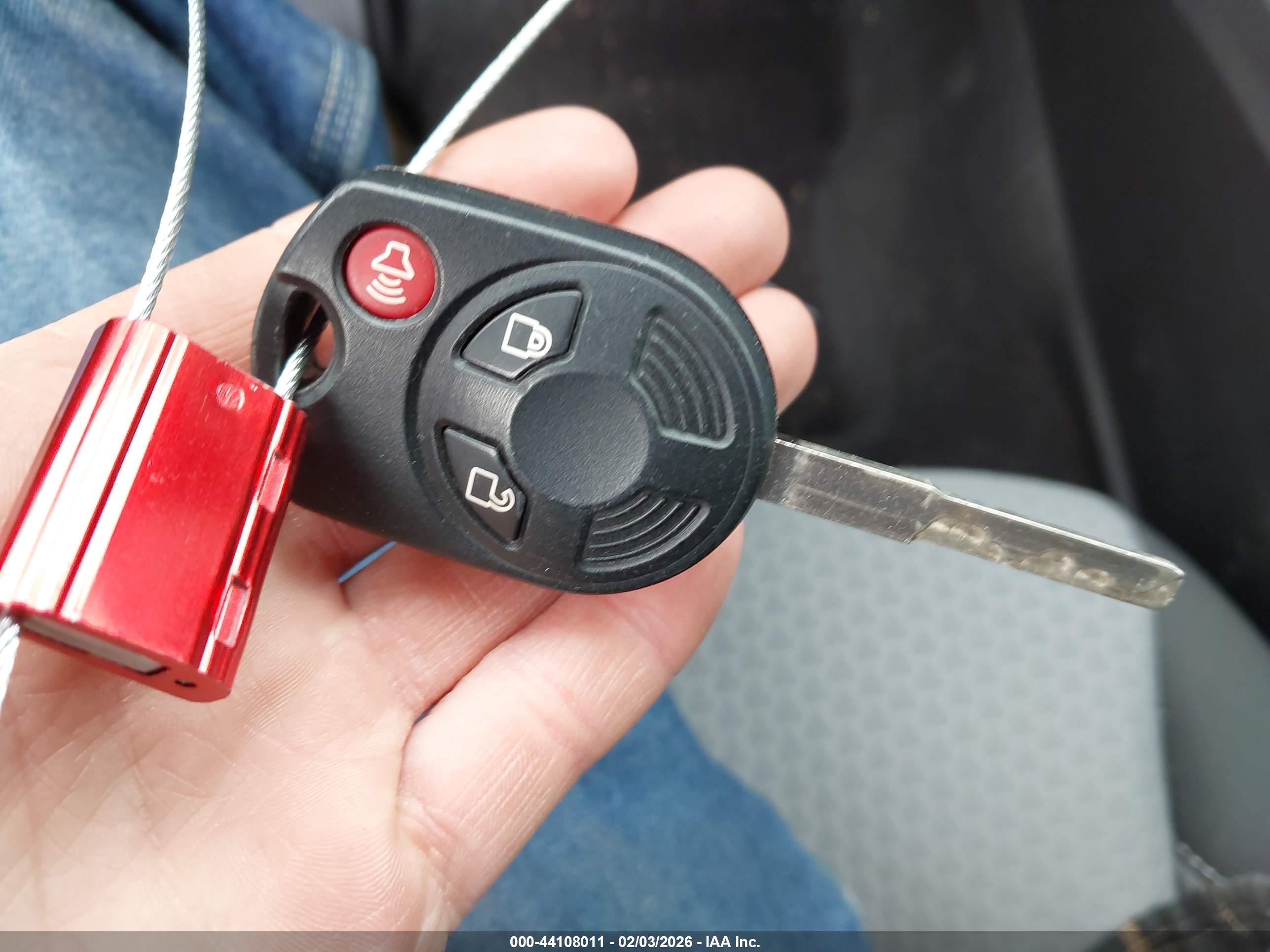 FORD ESCAPE image 11