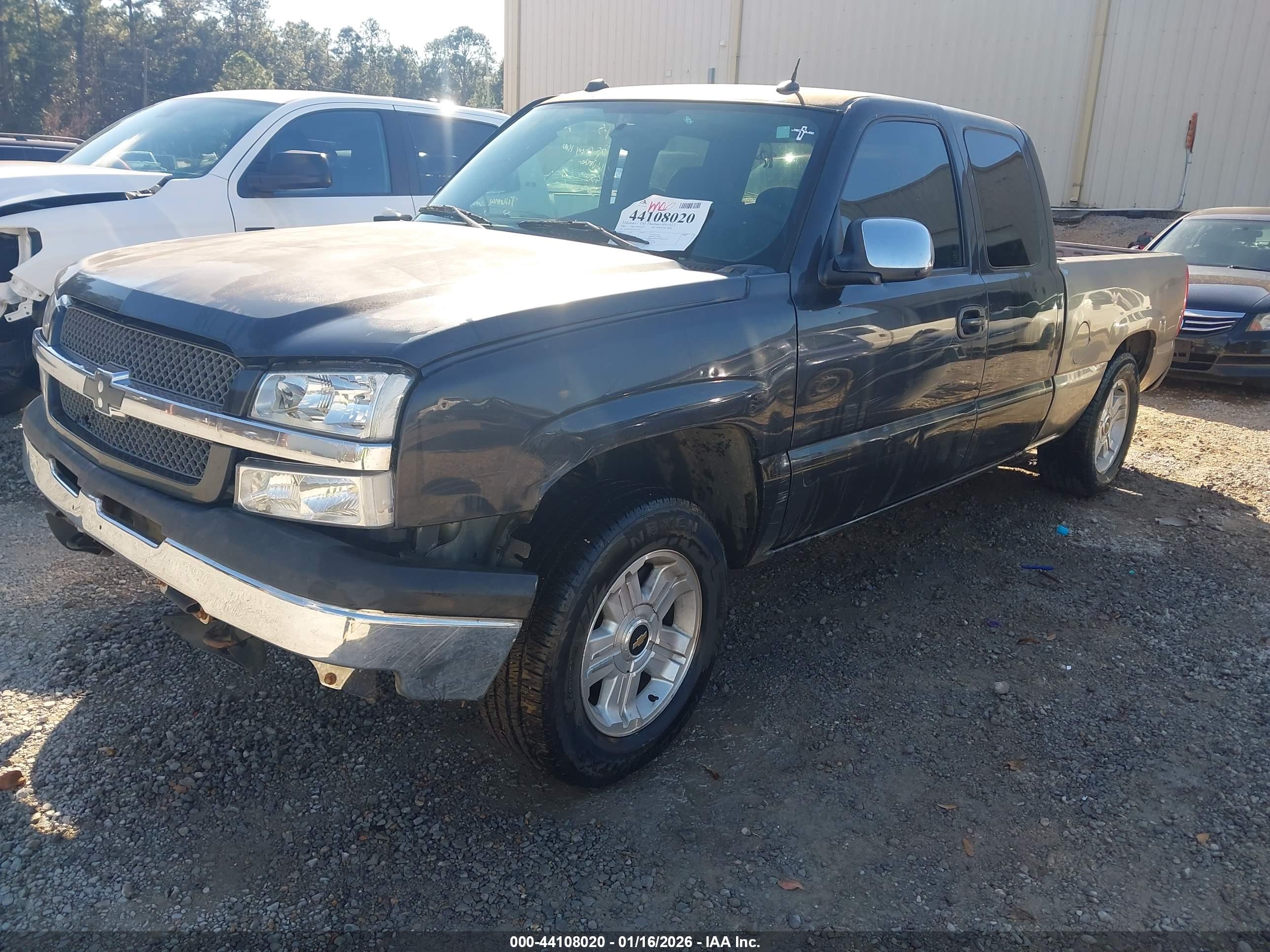 CHEVROLET SILVERADO image 2