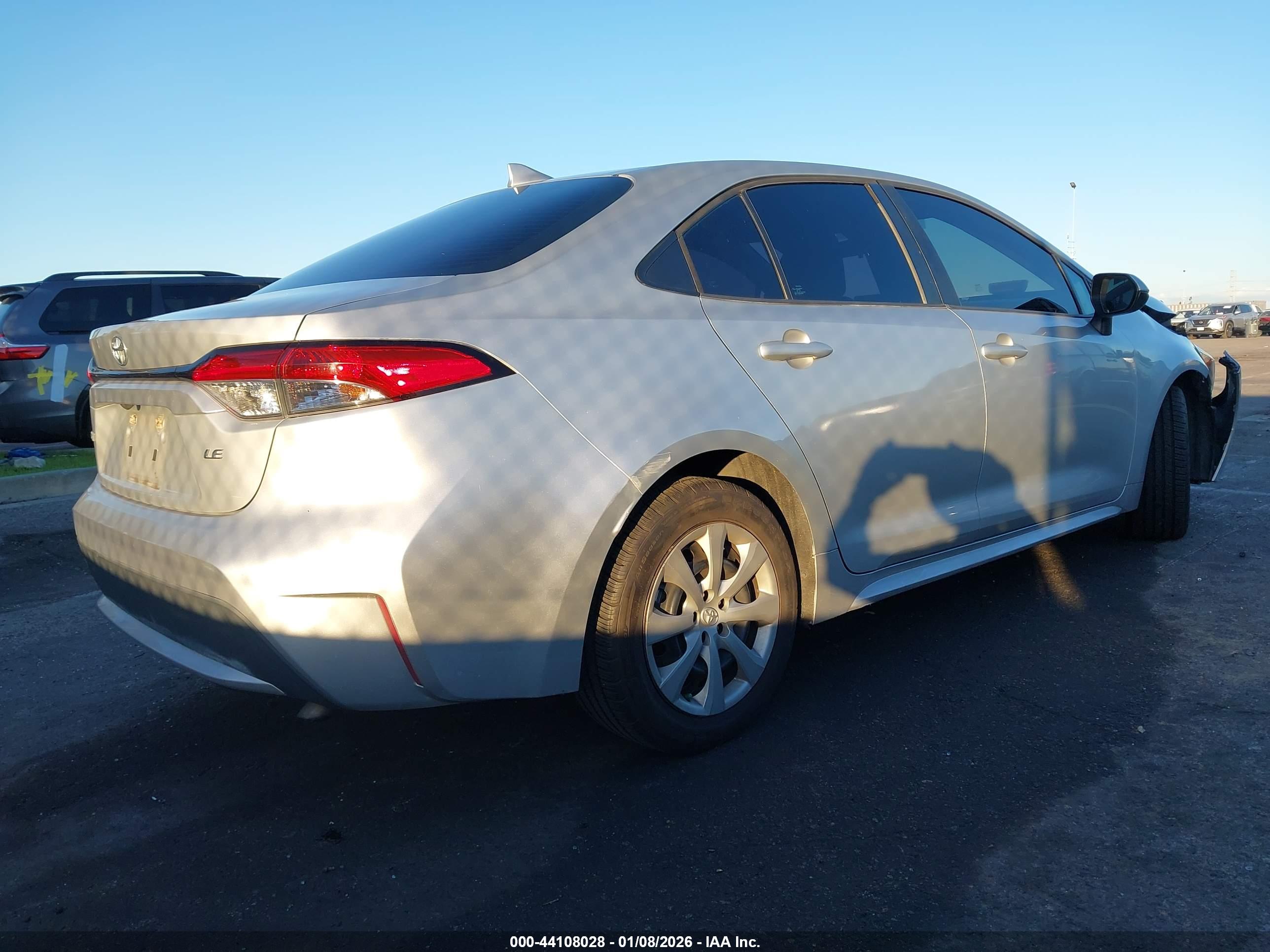 TOYOTA COROLLA image 4