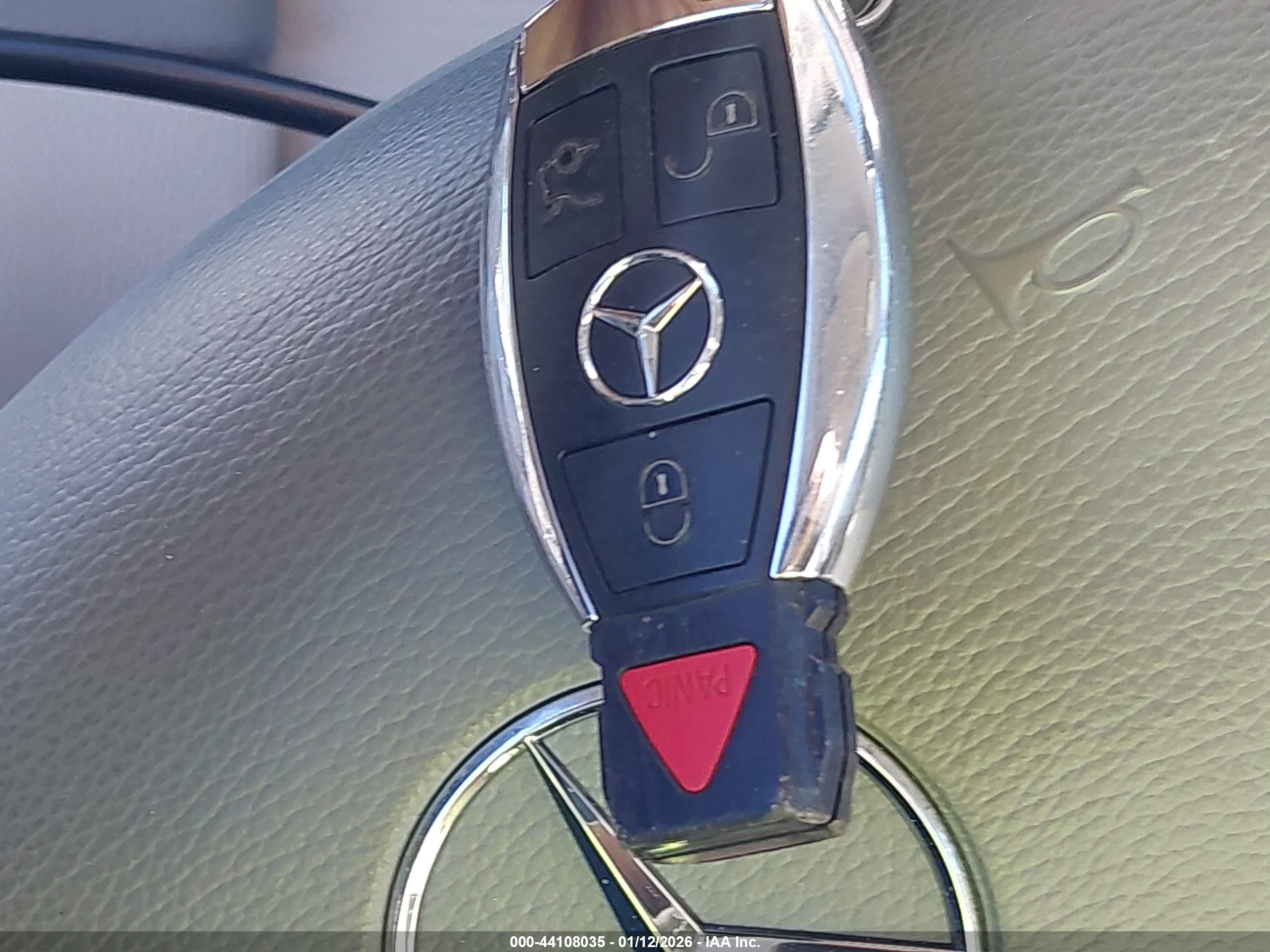 MERCEDES-BENZ C image 11