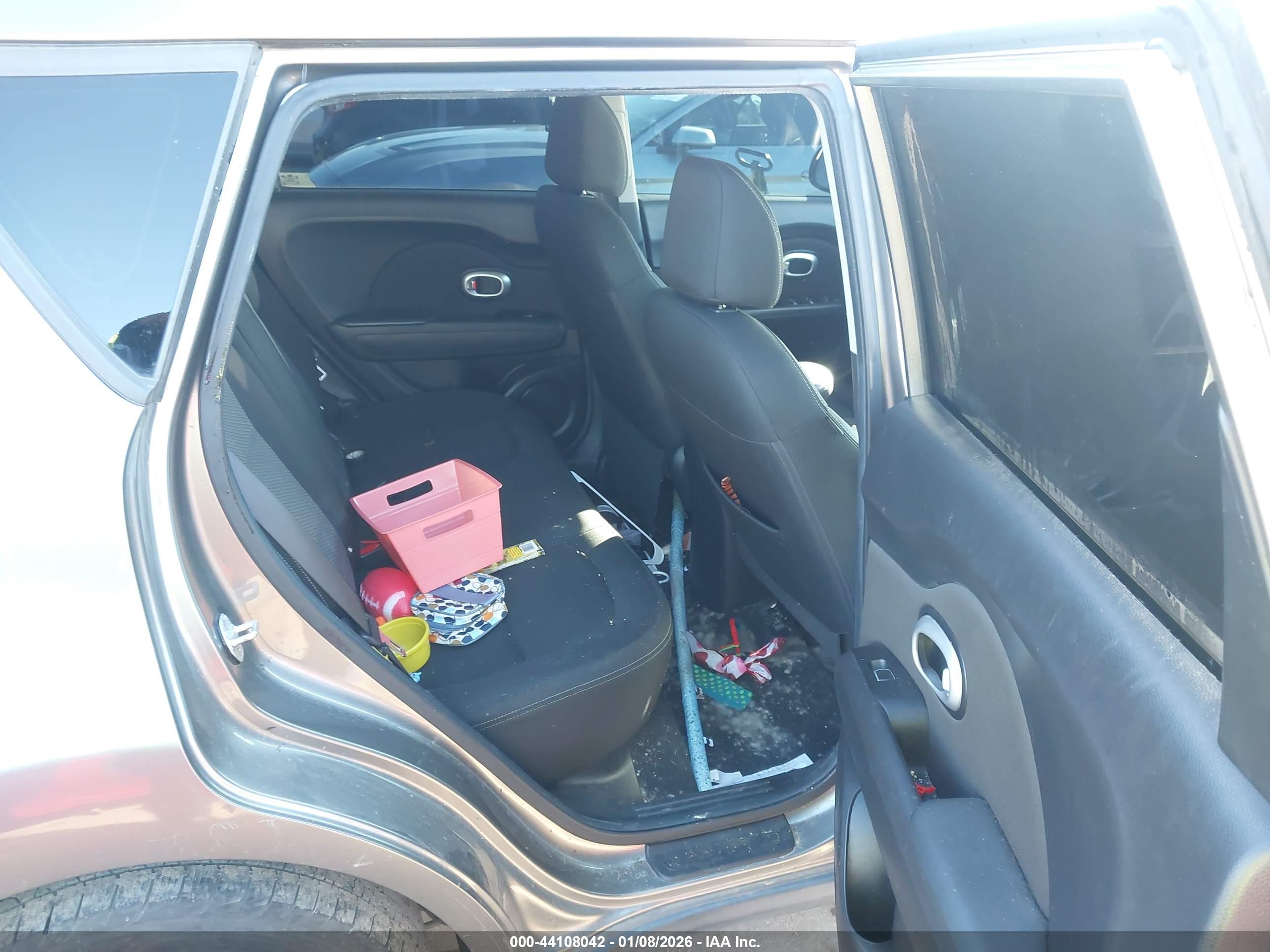 KIA SOUL image 8