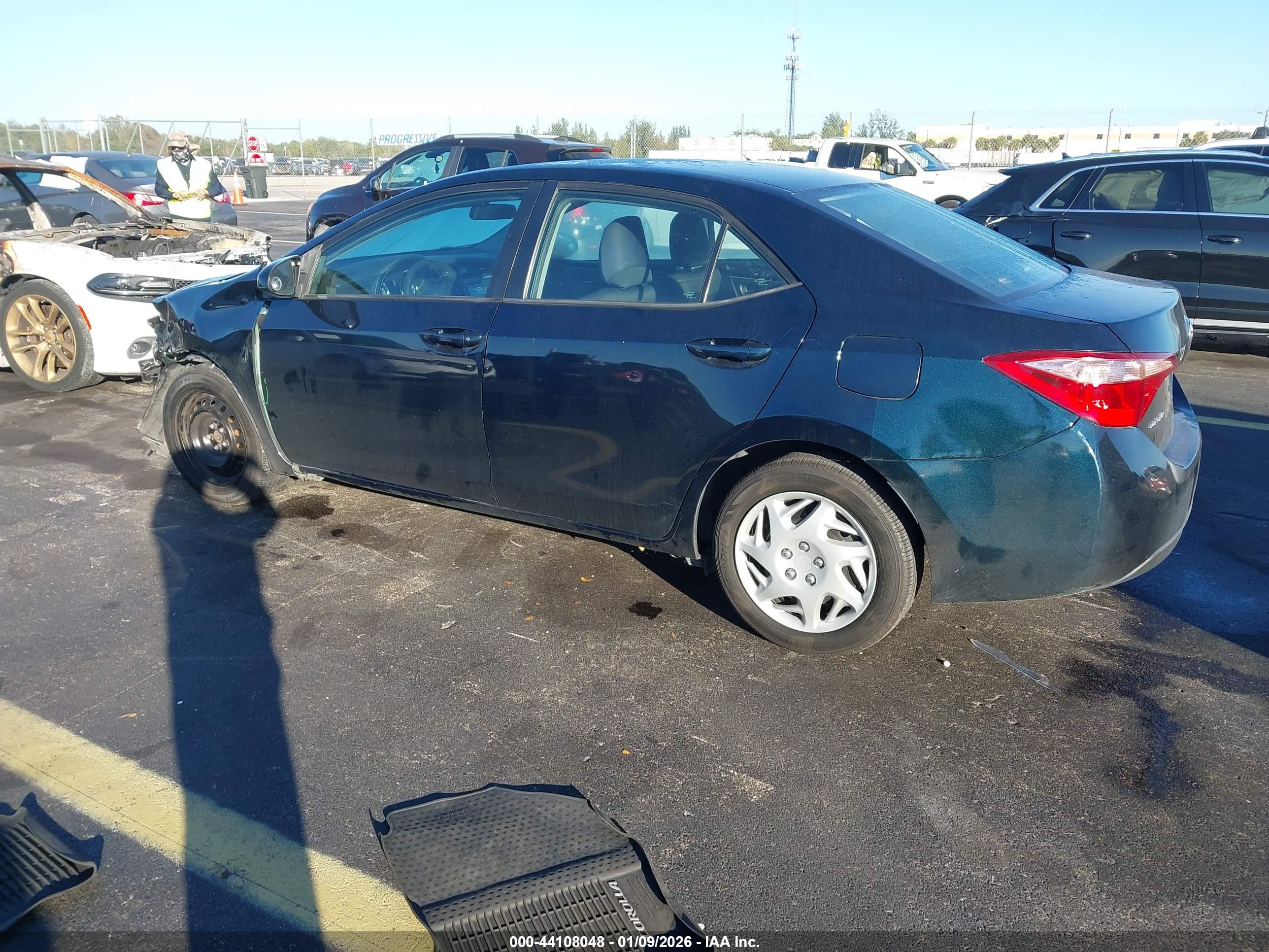 TOYOTA COROLLA image 3