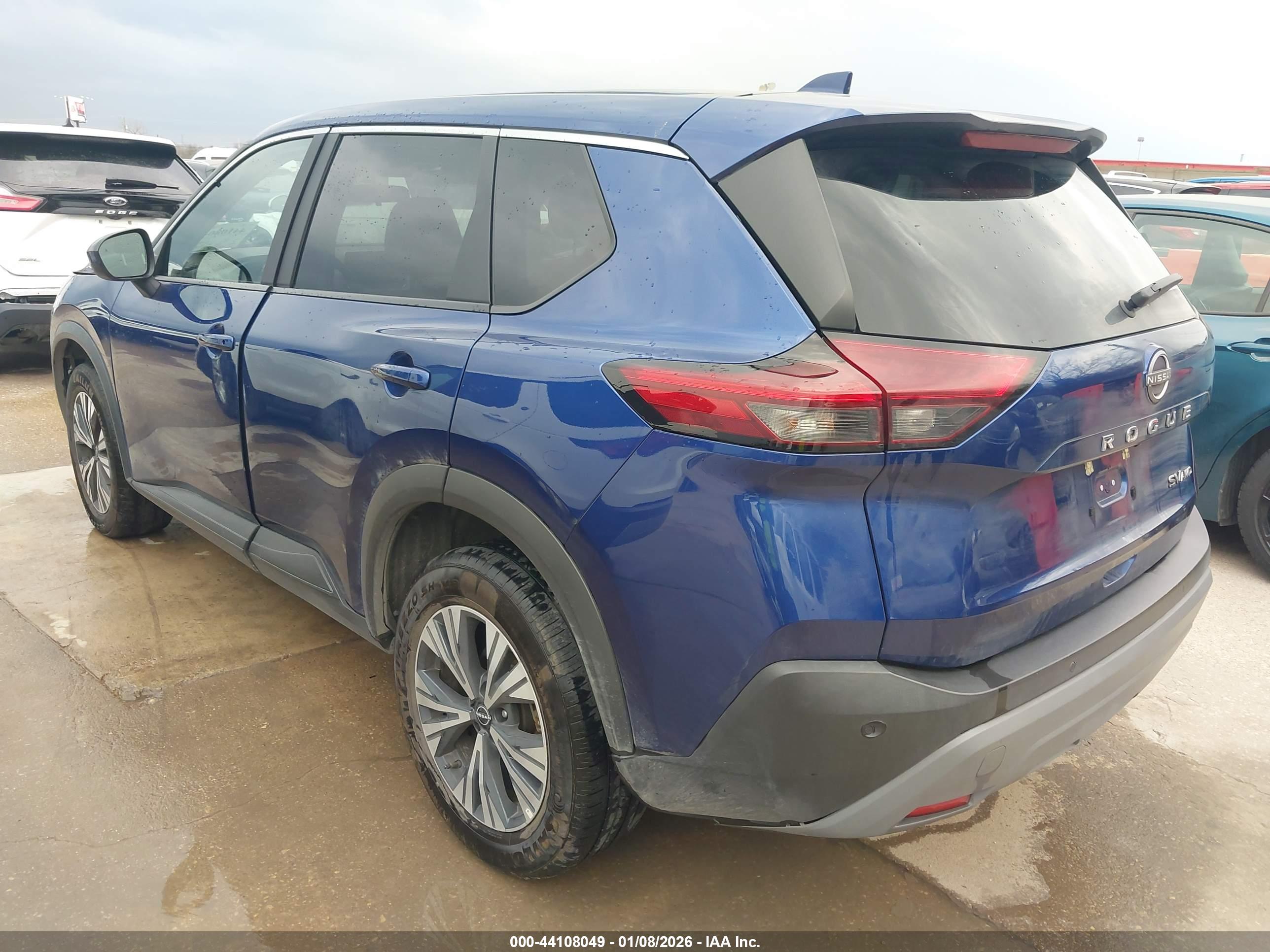 NISSAN ROGUE image 3