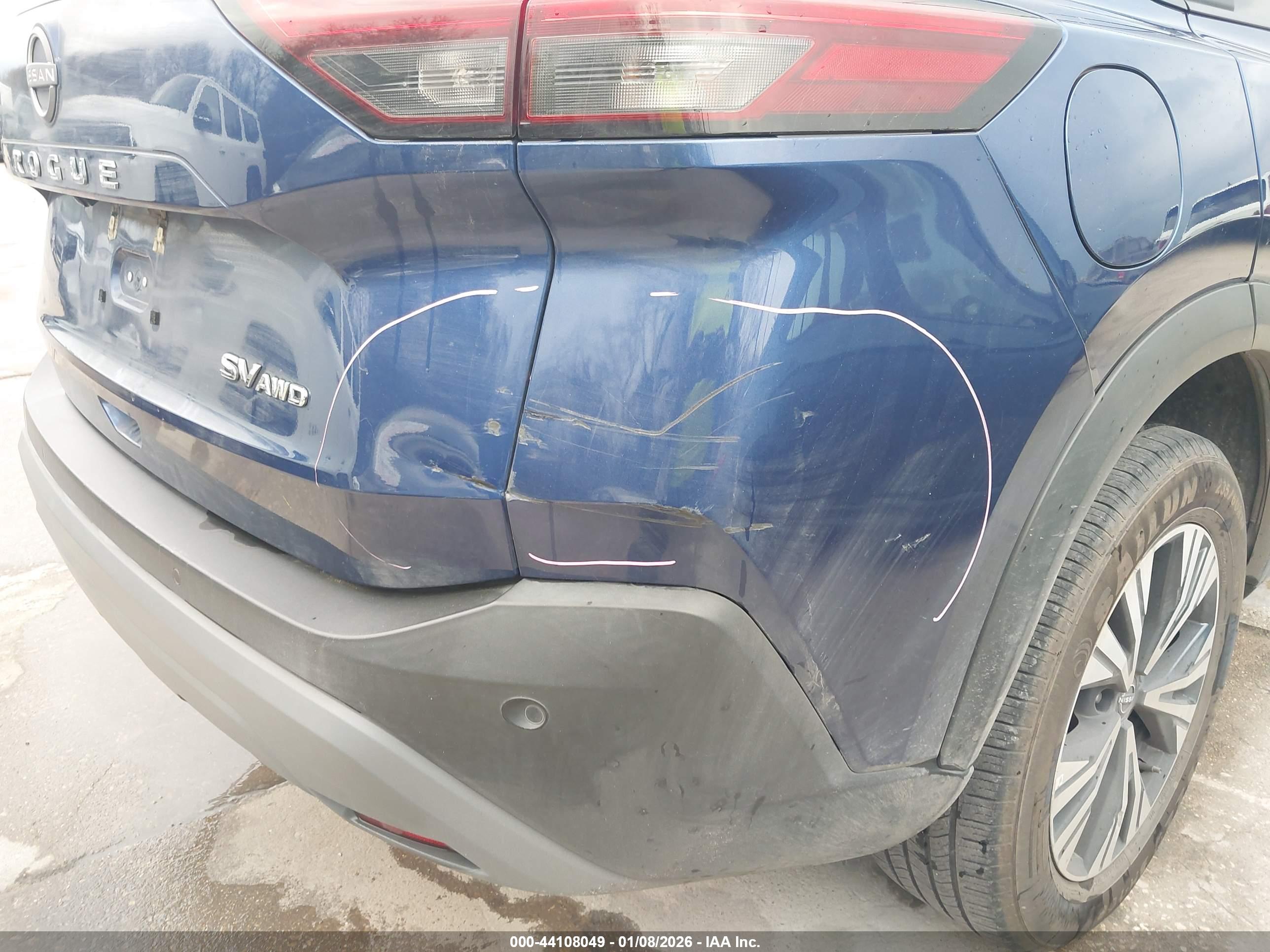 NISSAN ROGUE image 6