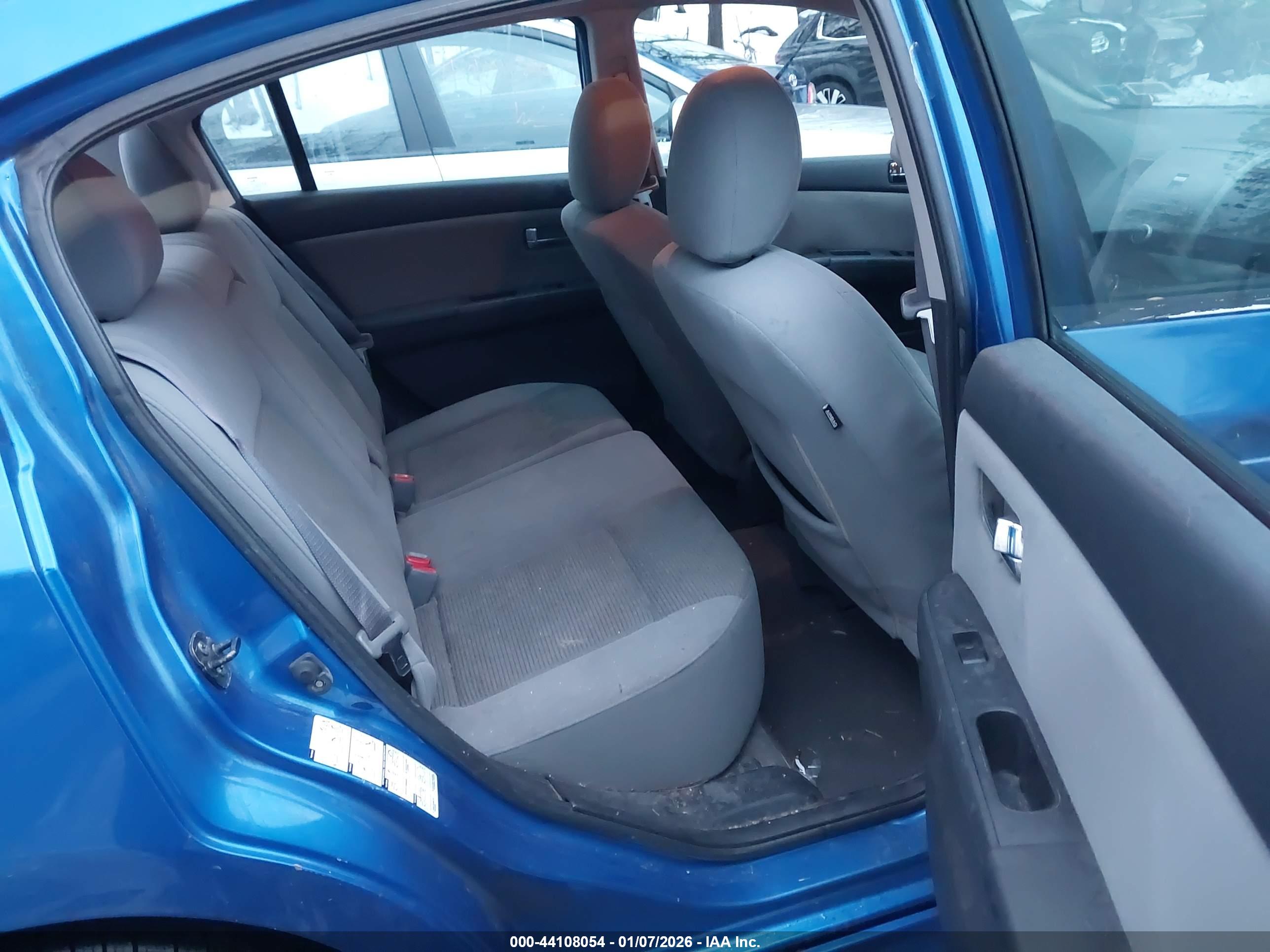 NISSAN SENTRA image 8