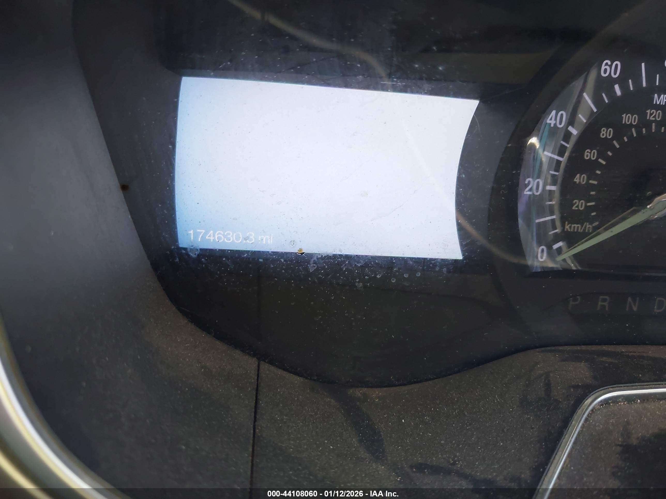 FORD FUSION image 7