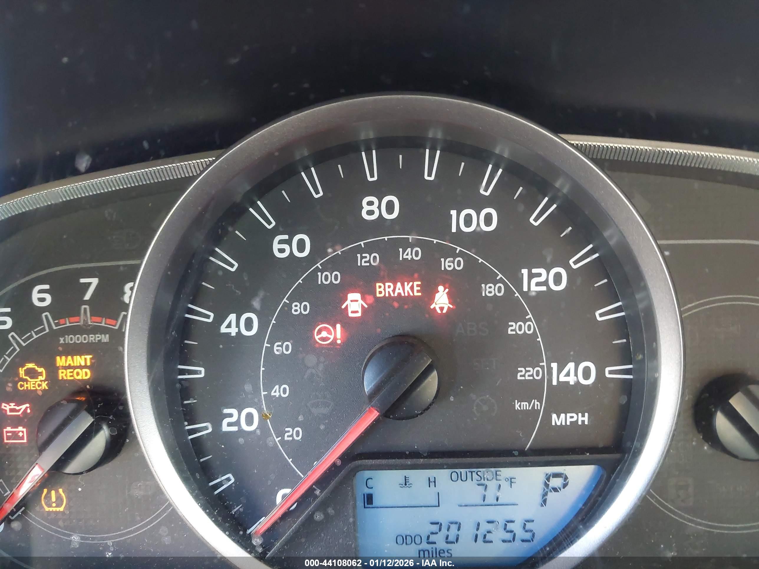 TOYOTA RAV4 image 7