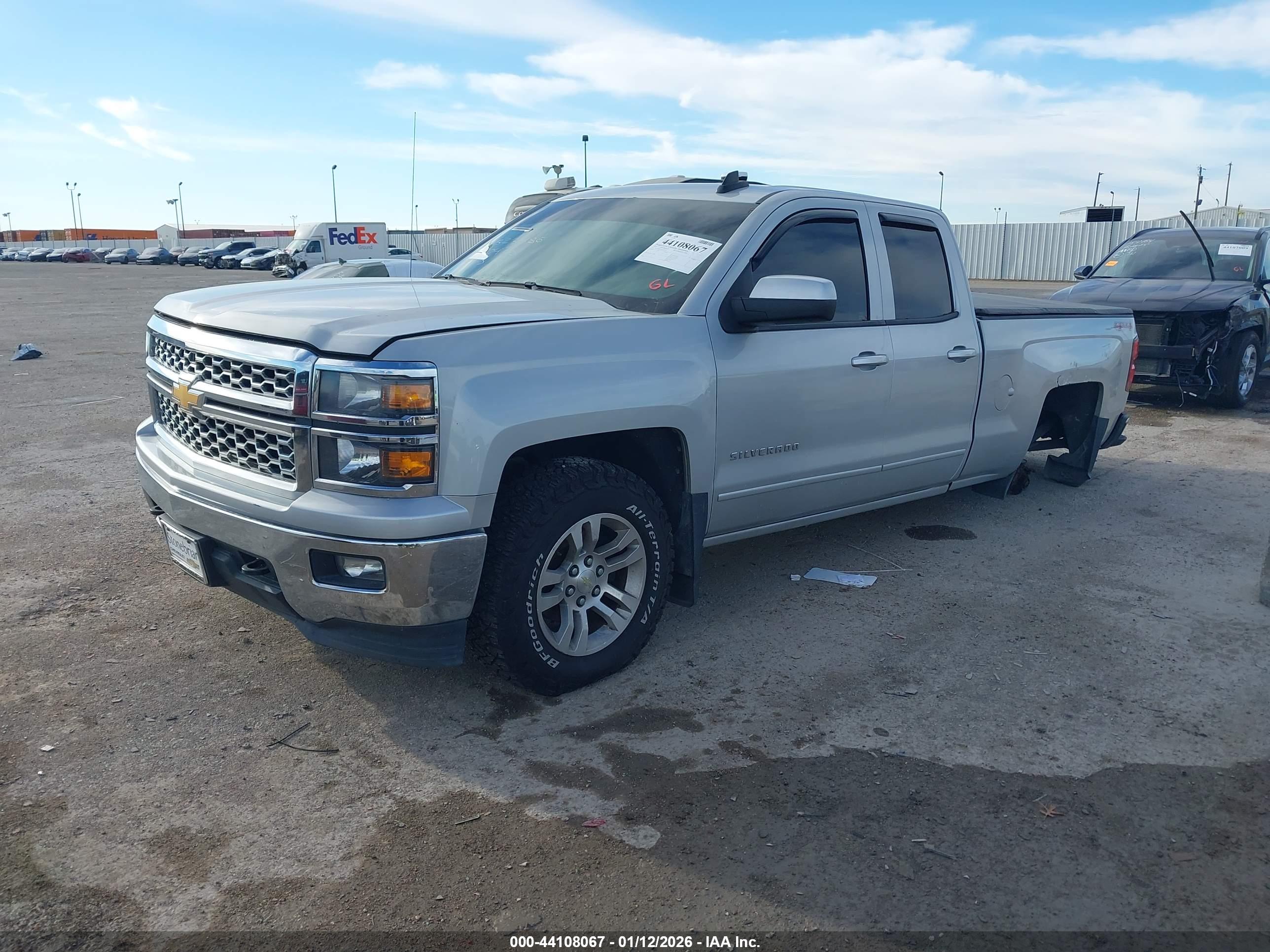 CHEVROLET SILVERADO image 2