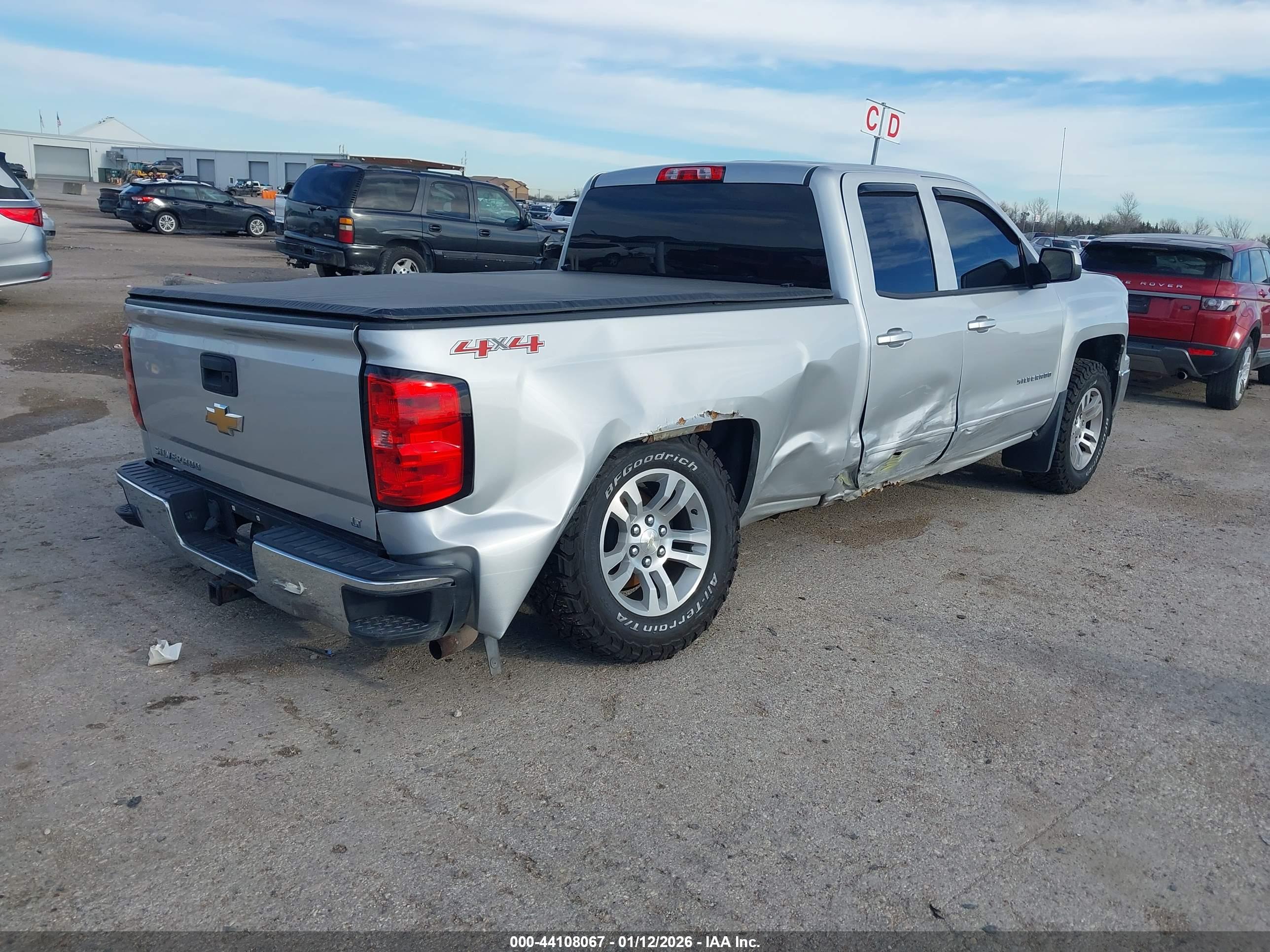 CHEVROLET SILVERADO image 4