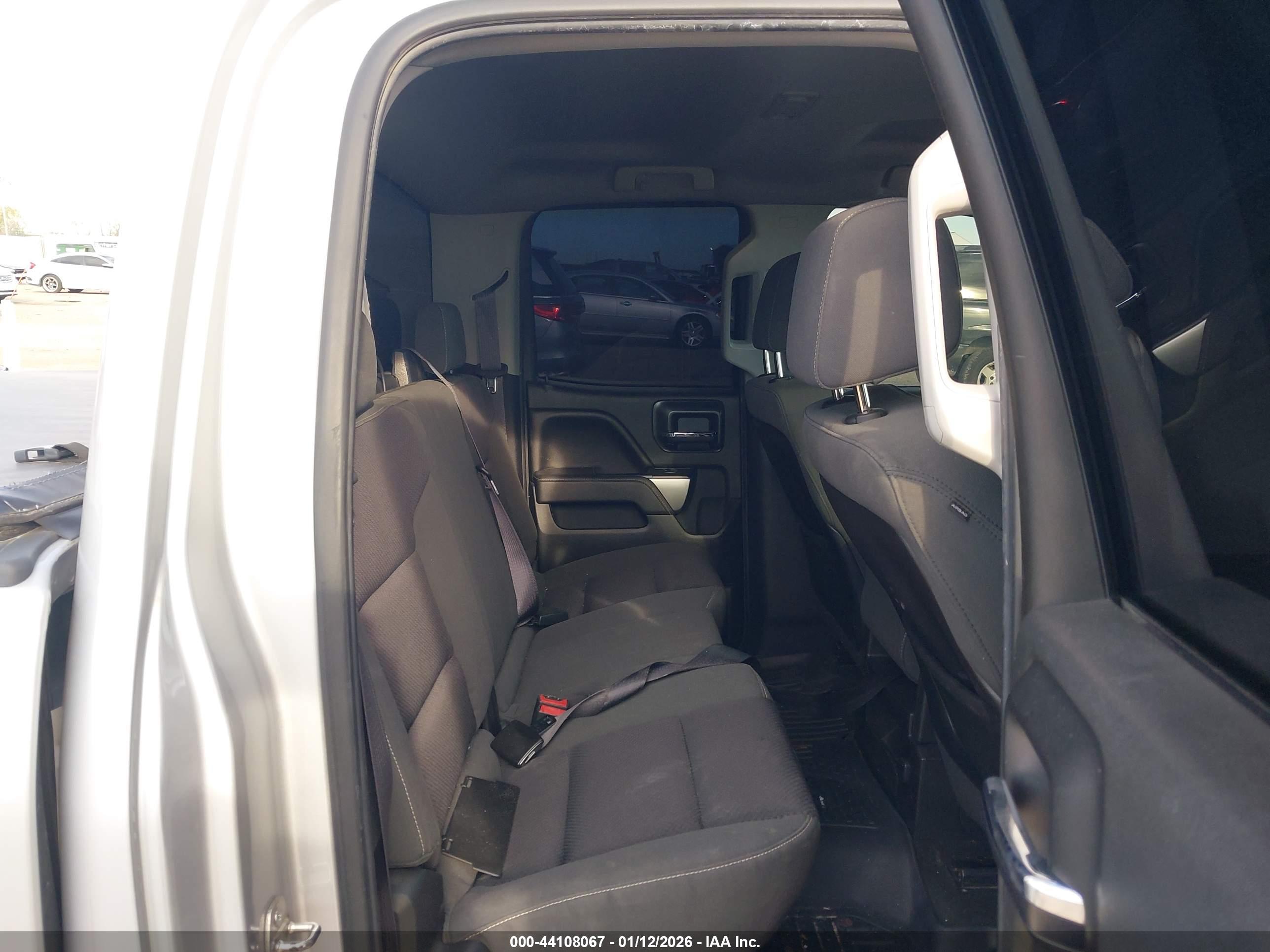 CHEVROLET SILVERADO image 8