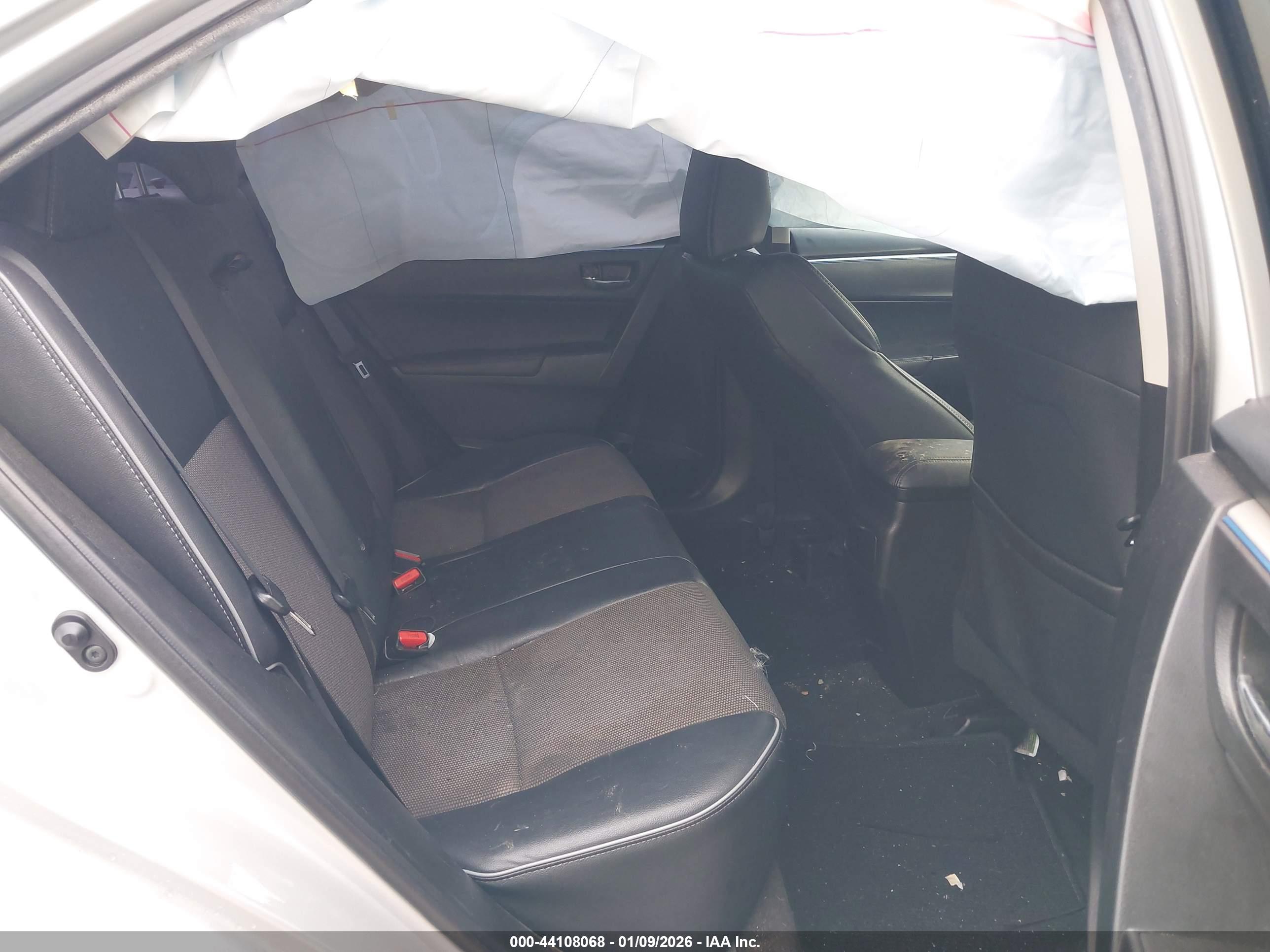 TOYOTA COROLLA image 8