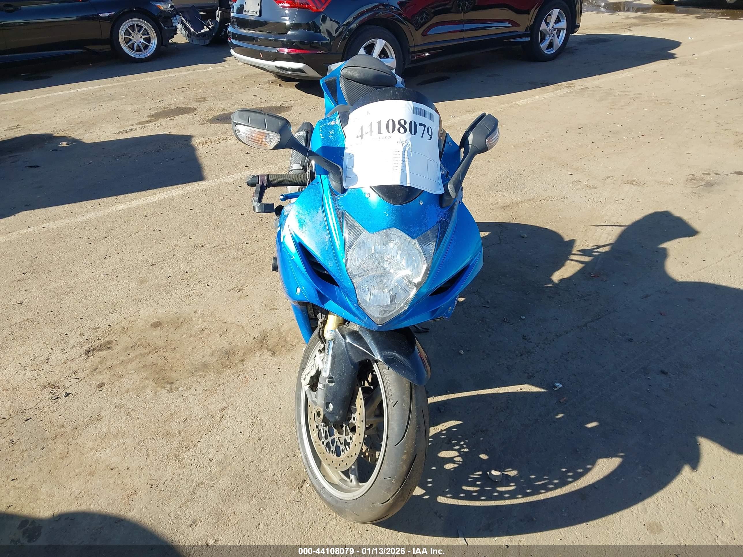 SUZUKI GSX750 image 5