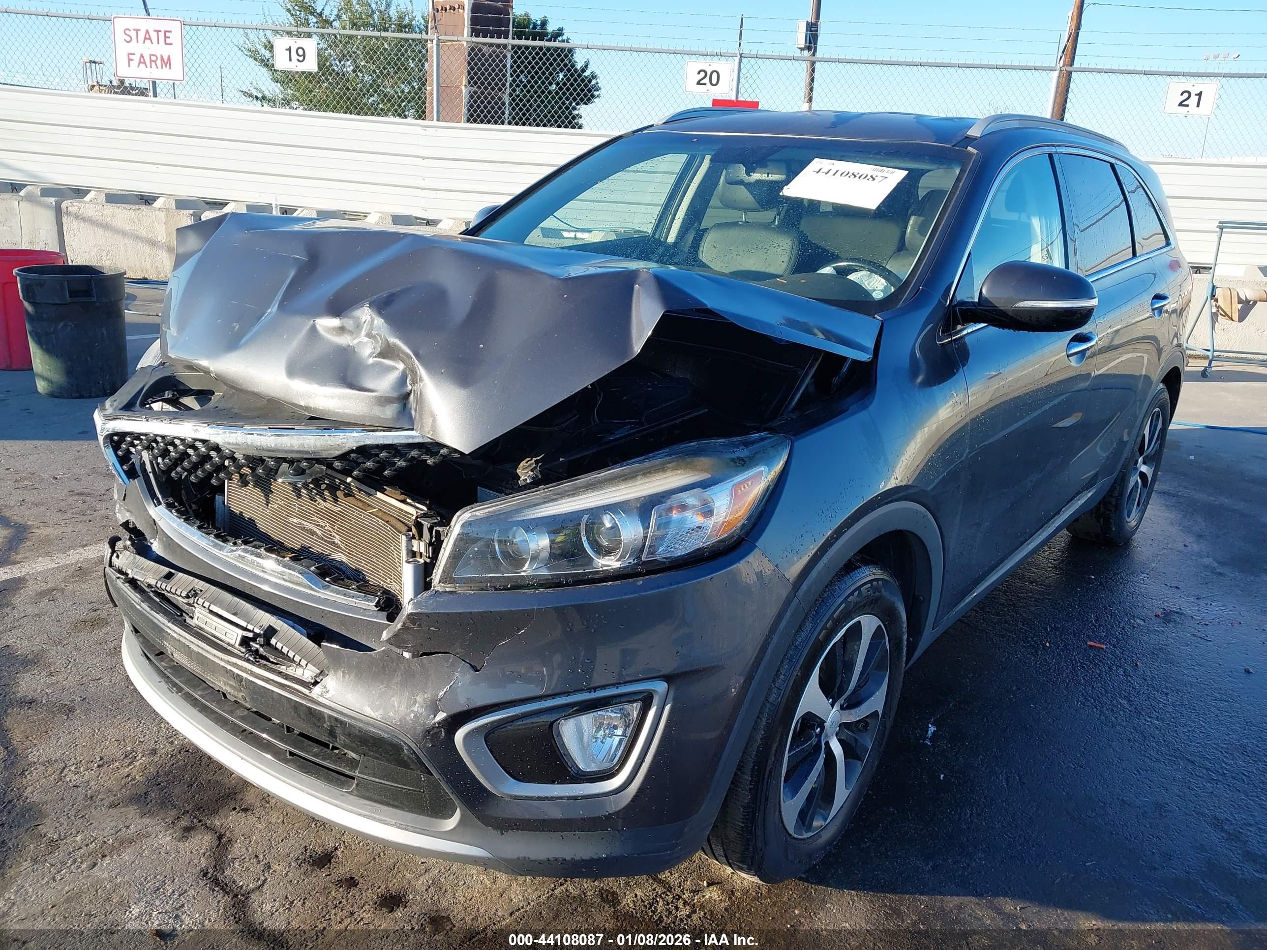 KIA SORENTO image 6
