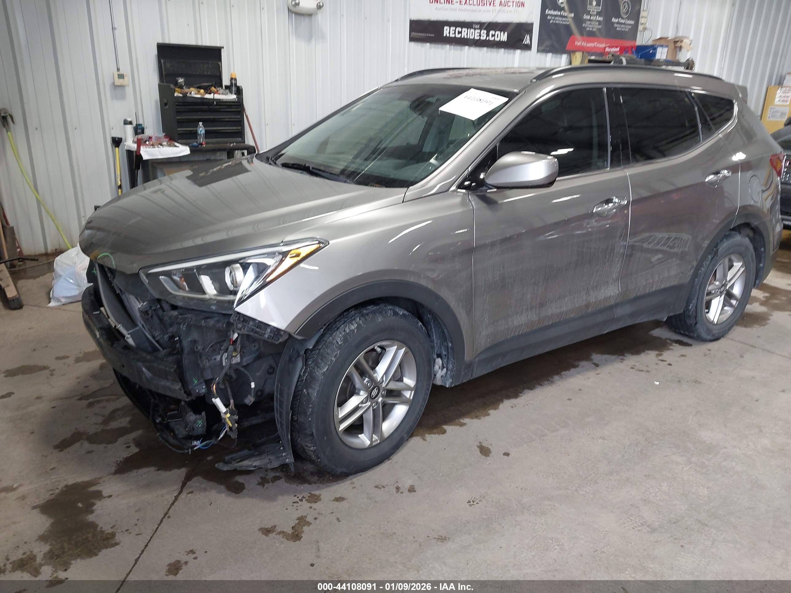 HYUNDAI SANTA image 2
