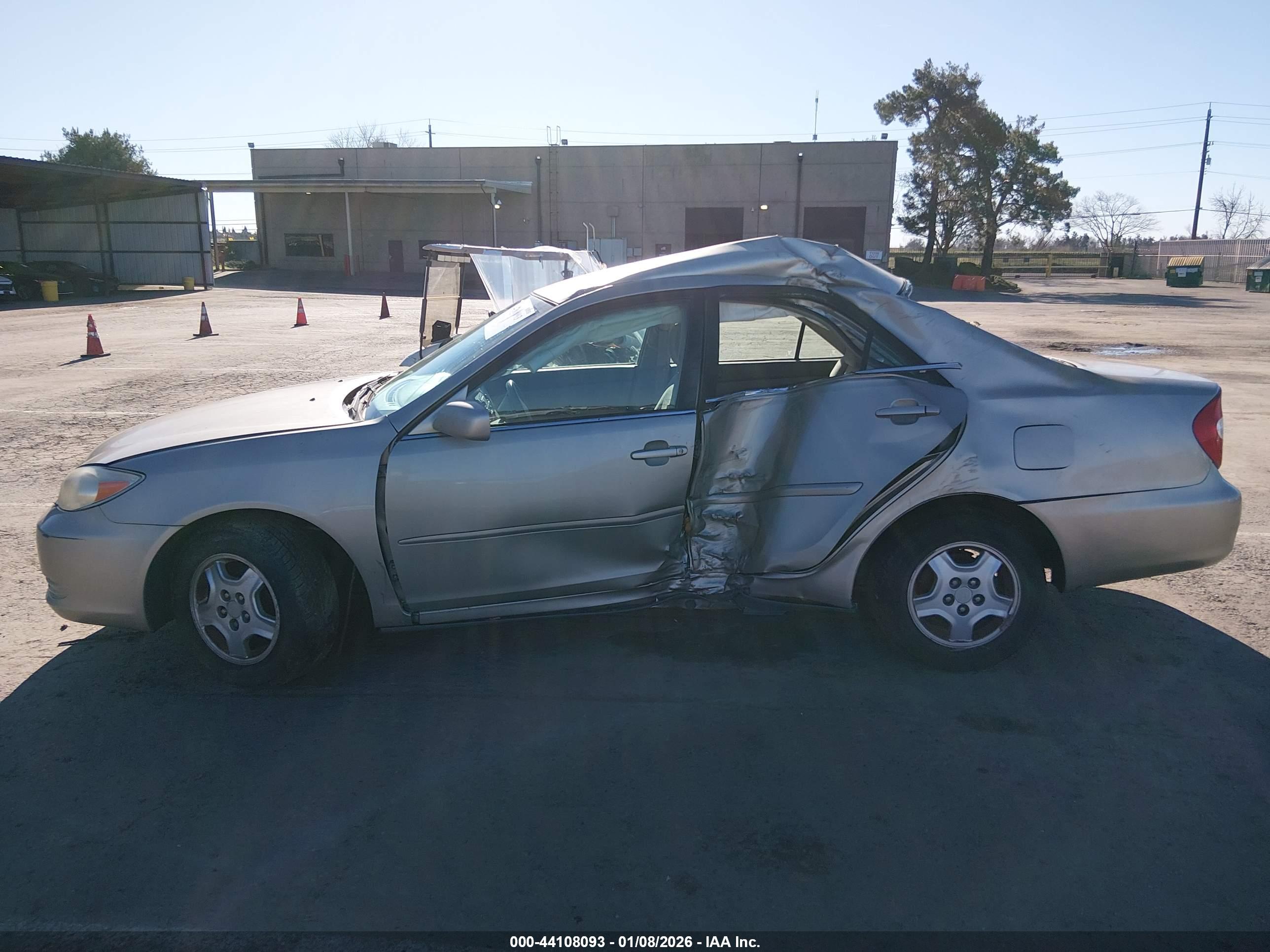 TOYOTA CAMRY image 6