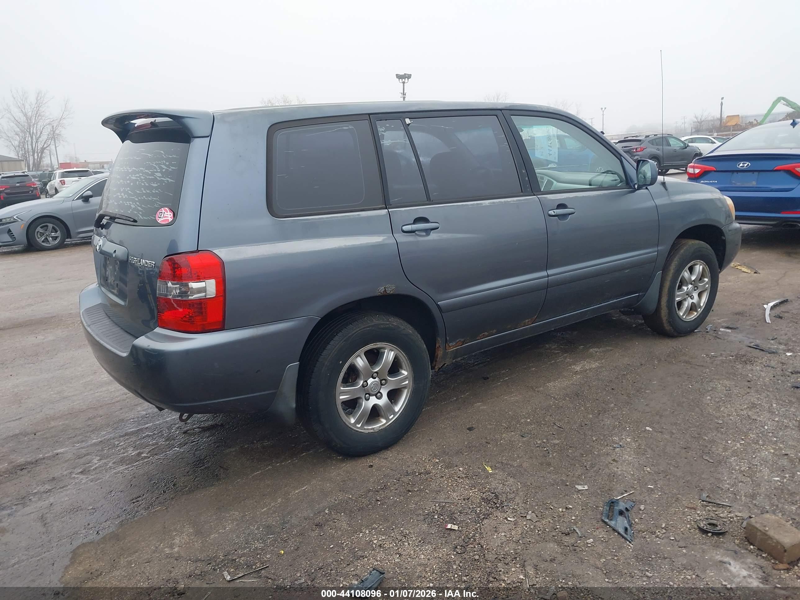 TOYOTA HIGHLANDER image 4