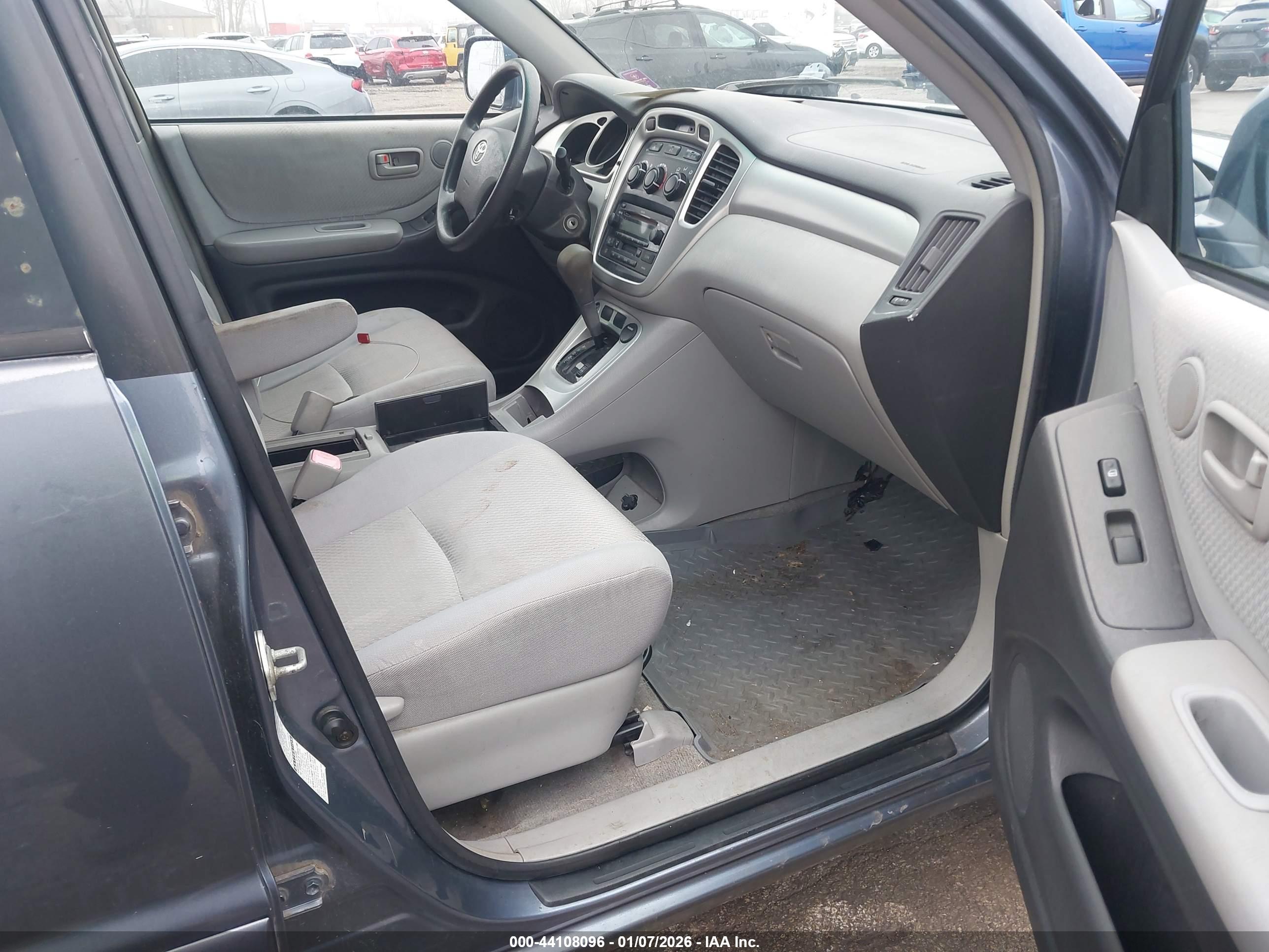 TOYOTA HIGHLANDER image 5