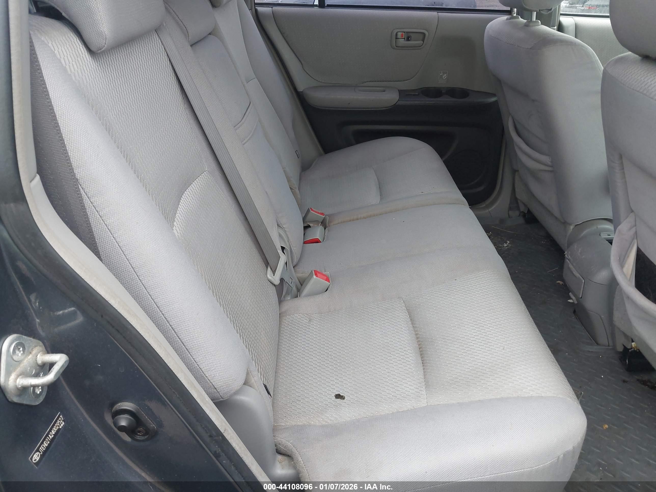 TOYOTA HIGHLANDER image 8